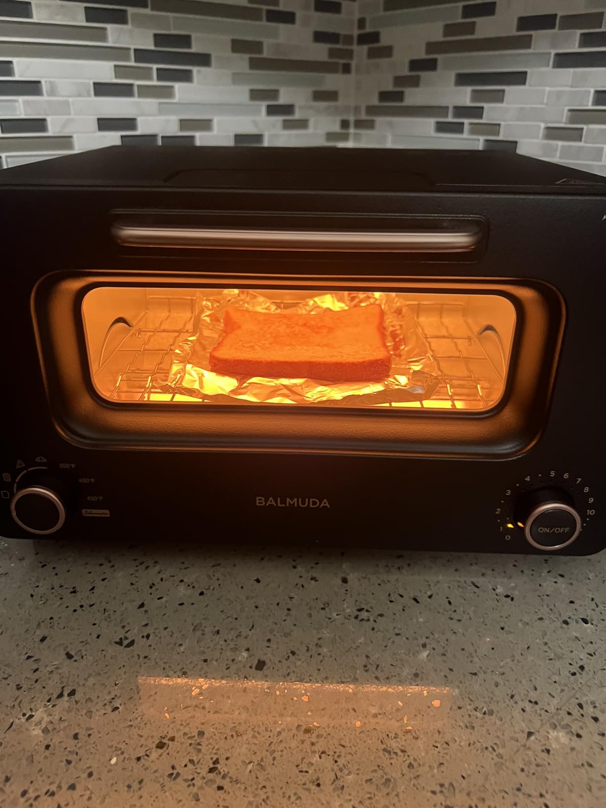BALMUDA The Toaster Pro | Steam Oven Toaster | Compact Size 14.1 W x 12.6 D x 8.2 H | 6 Modes: Shokupan, Golden Toast, Pizza, Croissant, Oven, Salamander Grill | Black customer photo 1