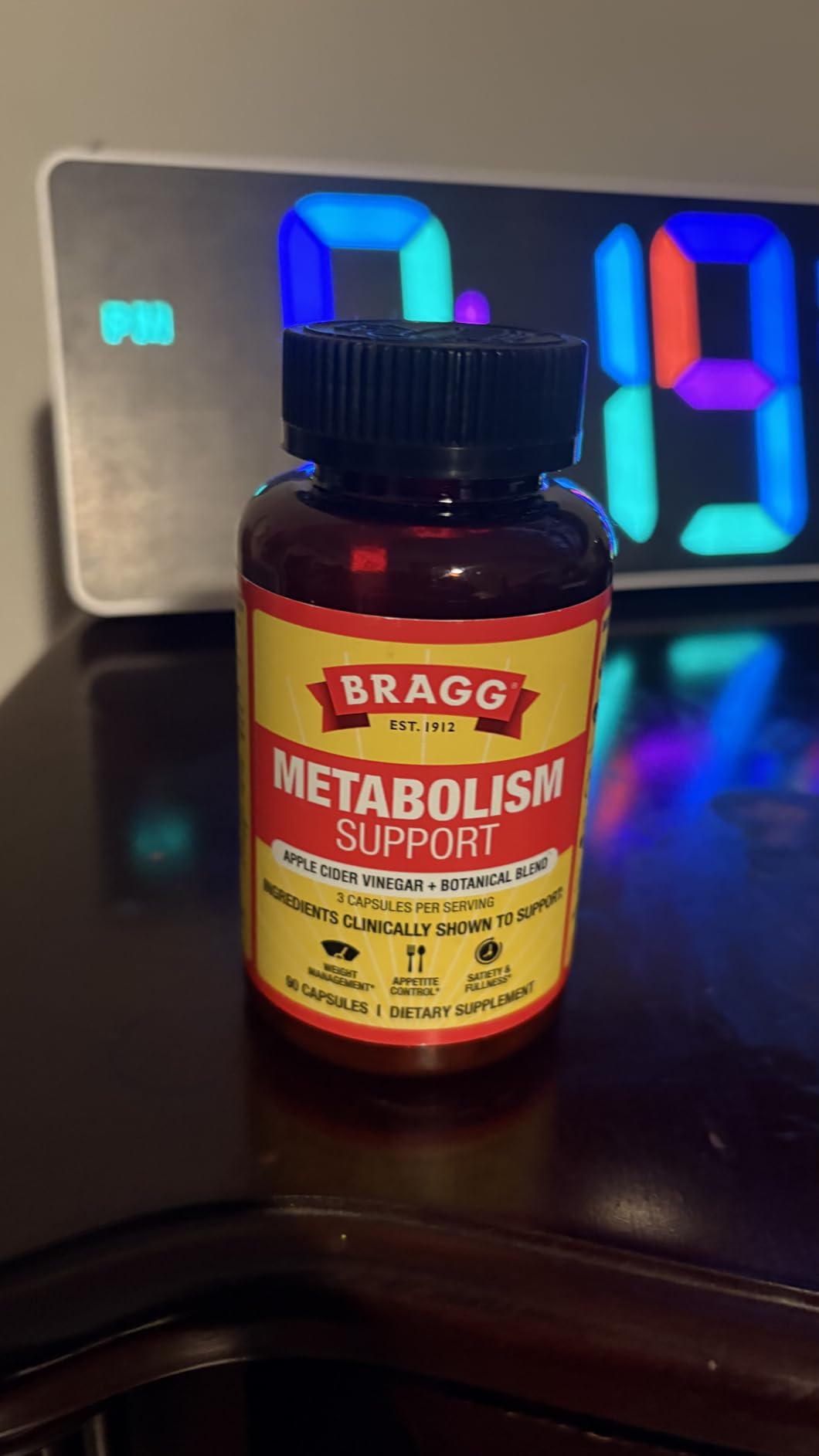 Bragg Metabolism Support Apple Cider Vinegar Capsules with Botanical Blend - 90 Capsules - Increased GLP-1 Support for Weight Management, Appetite Control, and Fullness customer photo 1