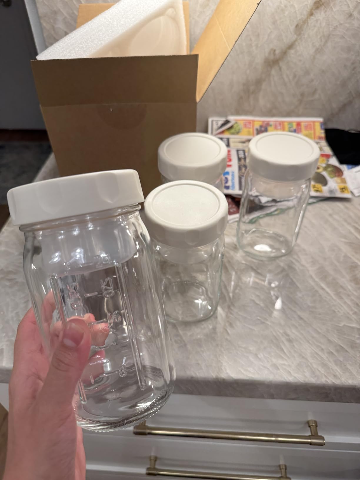9PCS Salad Meal Prep Containers, 32oz Large Glass Salad Jars with Lids Meal Prep with 4 Forks, Leakproof Salad Container for Lunch with Separate Wet/Dry Dressing Cups for Home, Office and Outdoor customer photo 1