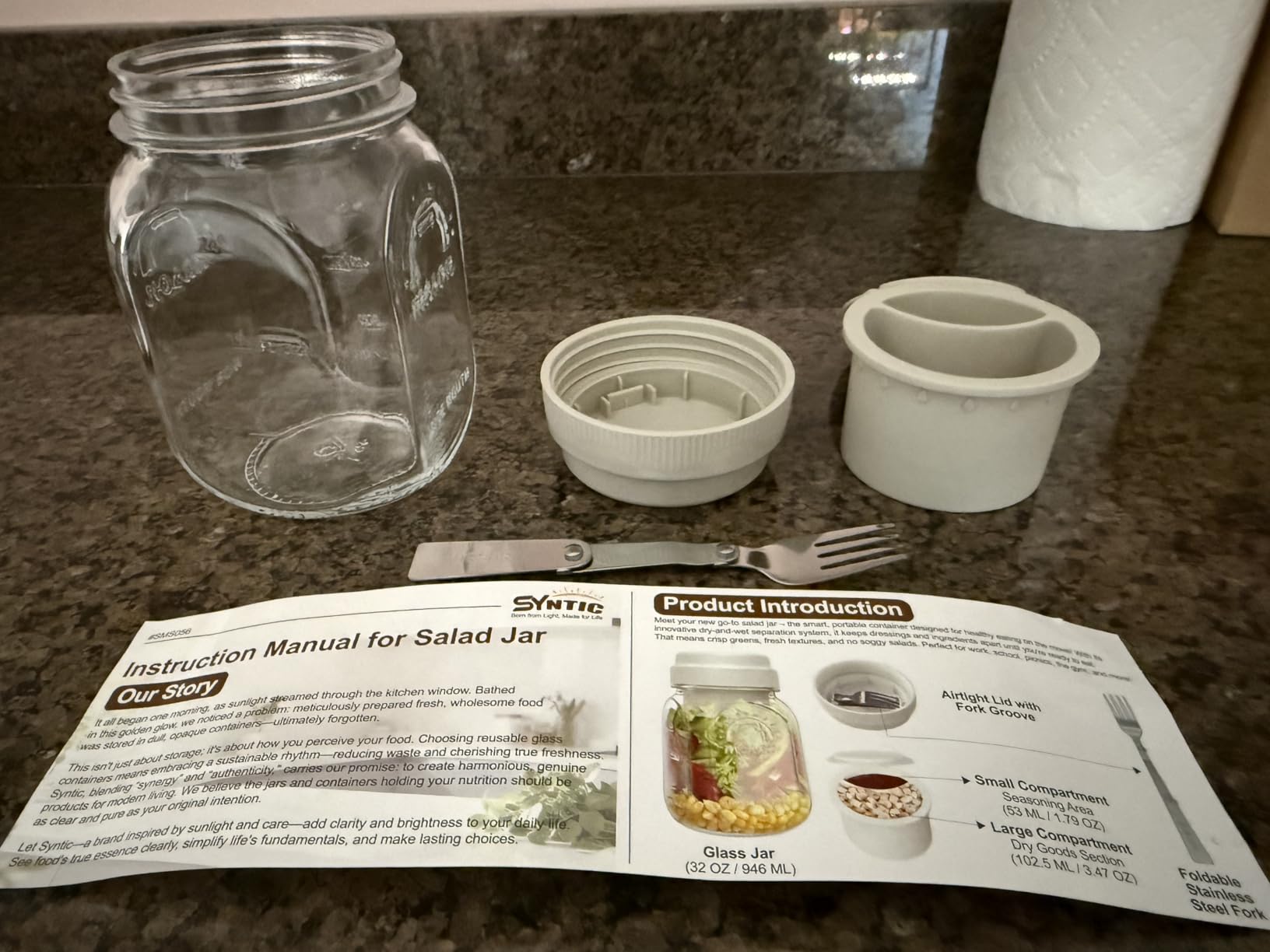 [UPGRADE] 1 Pack Glass Salad Jar with Silicone Divider Container for Meal Prep, Airtight Container for Lunch w Fork, Divider Separation for Dressing & Dry Ingredients, 32oz Overnight Oats Mason Jars customer photo 2