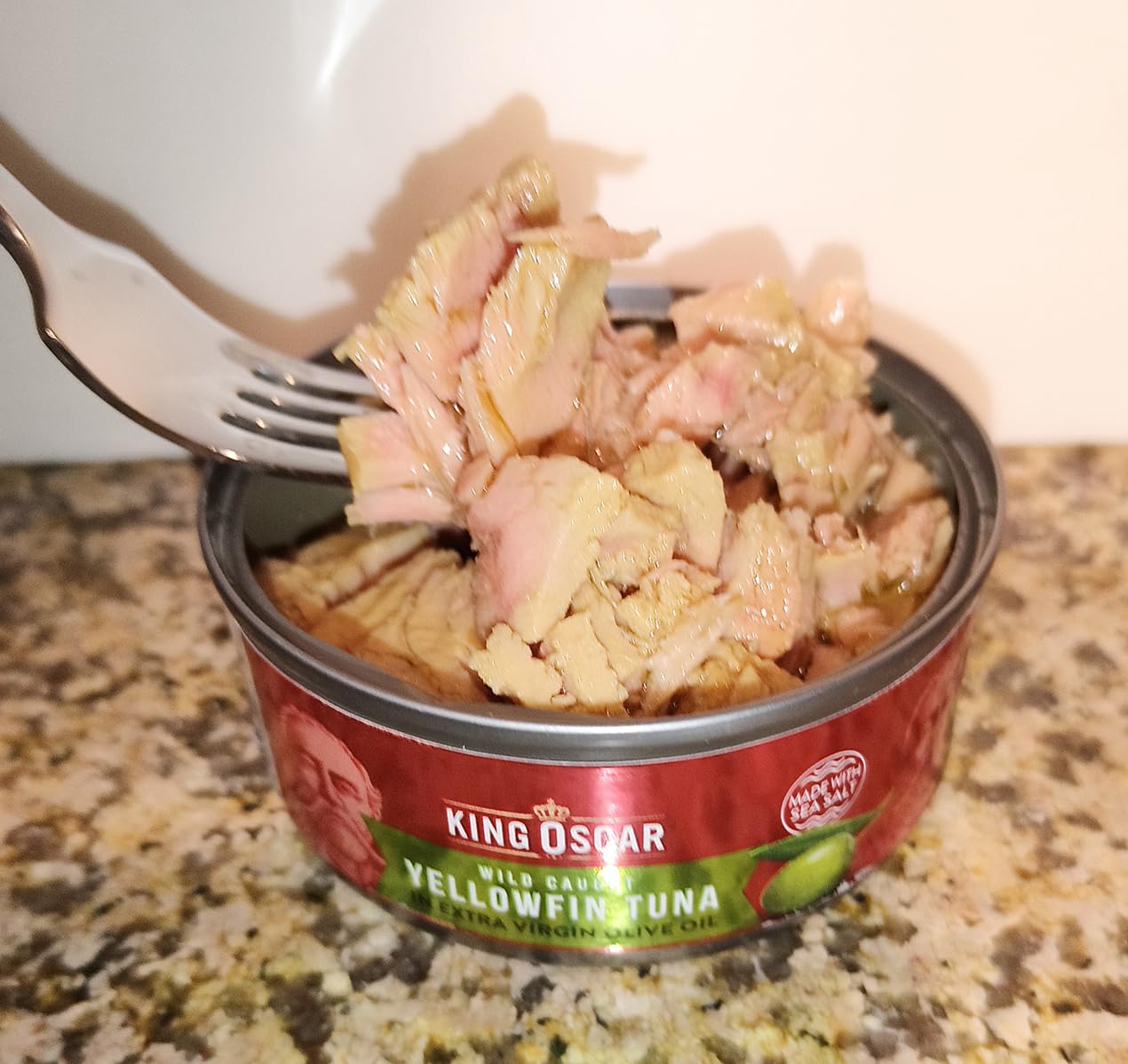 King Oscar Yellowfin Tuna in Extra Virgin Olive Oil, 5 Ounce Cans (Pack of 6), Wild Caught Canned Tuna customer photo 1