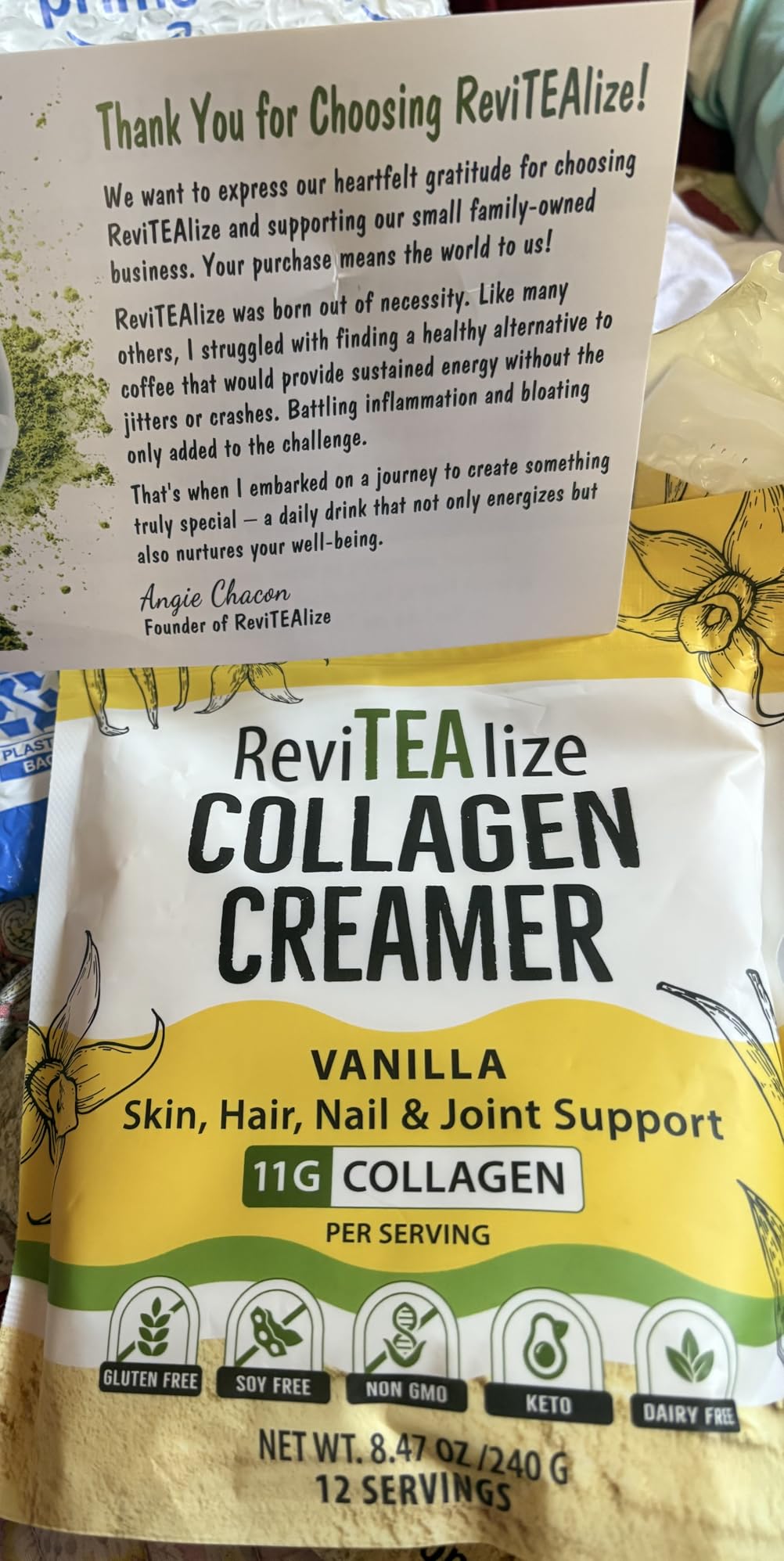 ReviTEAlize Collagen Creamer for Coffee, Tea & Beverages, Dairy Free Creamer with Grass Fed Bovine Collagen Peptides & MCT Oil, Sugar Free, Keto Friendly, 11g Protein (Vanilla) customer photo 1