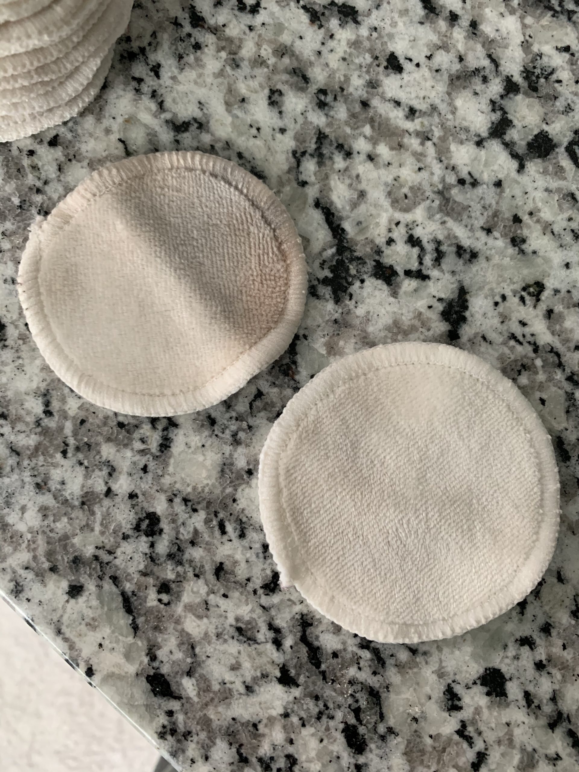 wegreeco 40 Pack Reusable Makeup Remover Pads, Washable Reusable Cotton Rounds Pads for Face, Makeup Remover Cloths for All Skin - (Velour, 3 Color) customer photo 2