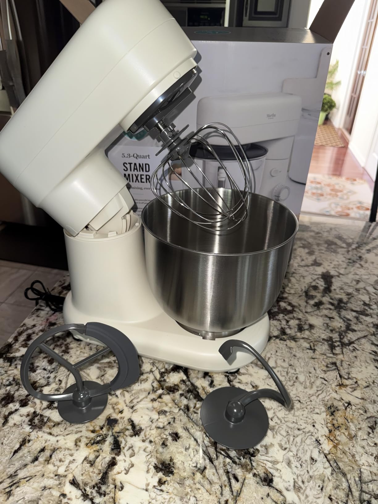 Martha Stewart 5.3Qt Stand Mixer, 12-Speed Tilt-Head Electric Kitchen Mixer with Stainless Steel Bowl, Dough Hook, Whisk & Beater, Splash Guard, Ideal for Baking Bread, Cake & Whipping, Honeydew Green customer photo 1