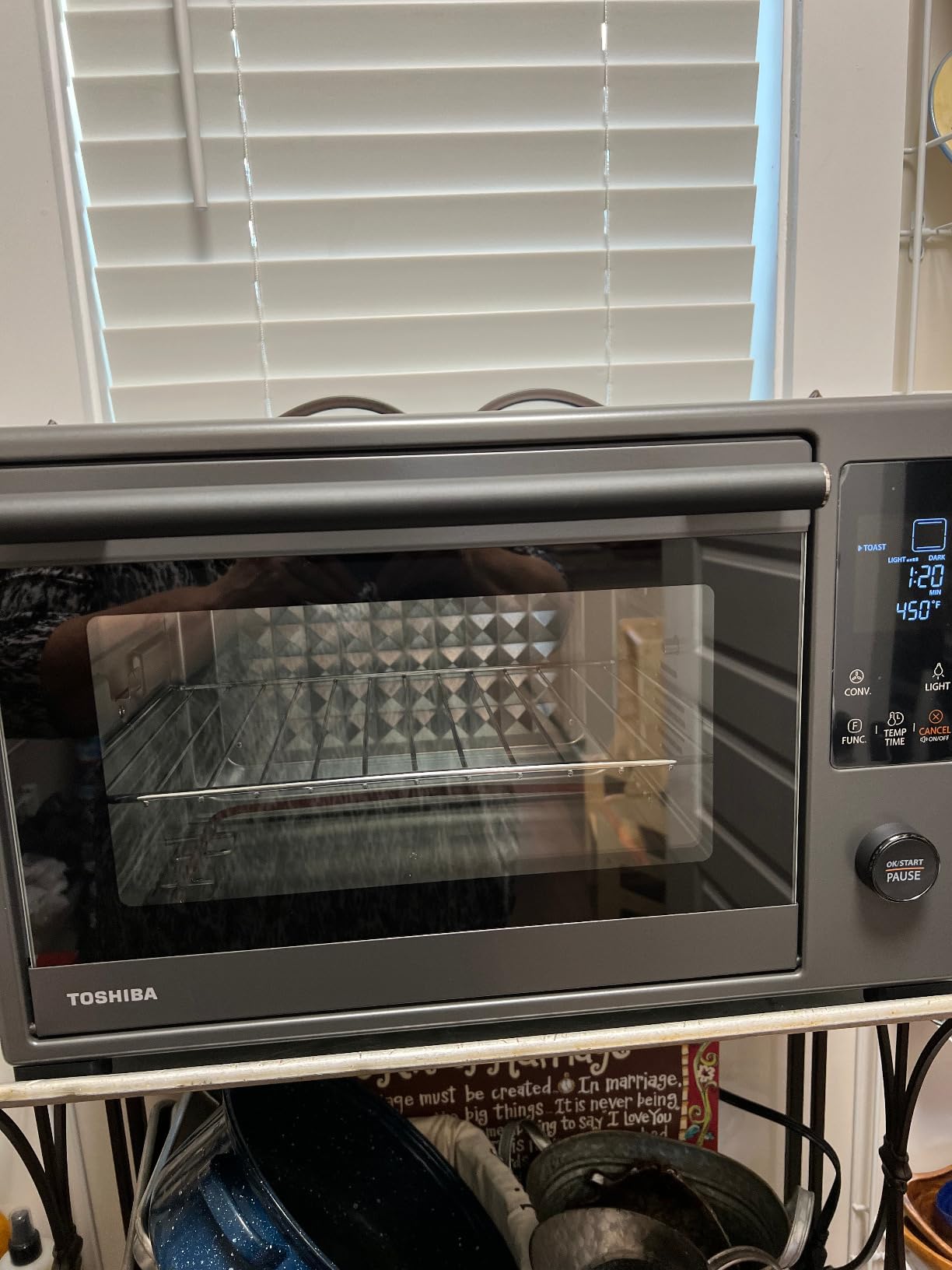 TOSHIBA 10-in-1 Convection Toaster Oven, 6-Slice Countertop Oven, 1500W with Toast, Bake, Broil, Rotisserie & Pizza Functions, LCD Knob Controls, 6 Accessories, Stainless Steel customer photo 1