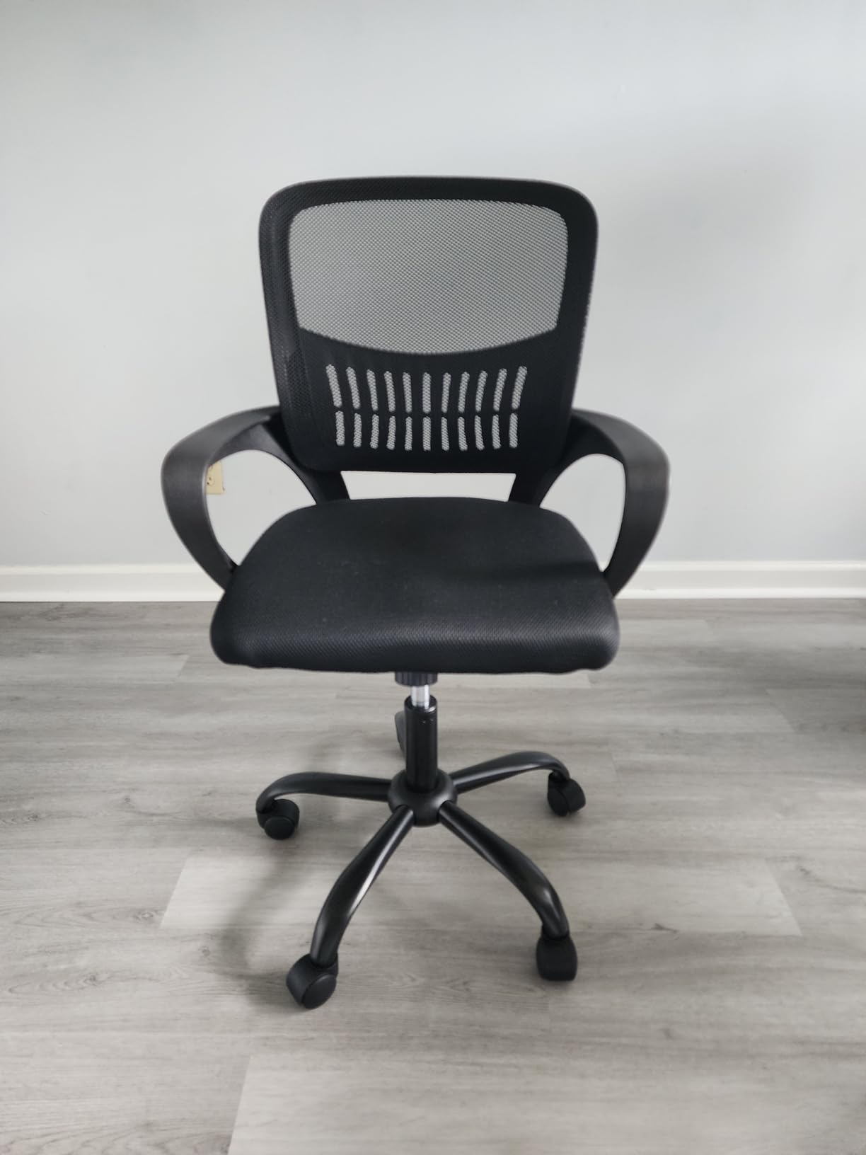 DUMOS Home Office Chair, Ergonomic Mid Back Mesh Desk Chair with Lumbar Support & Rocking Mode, Height Adjustable, Fixed Armrest customer photo 2