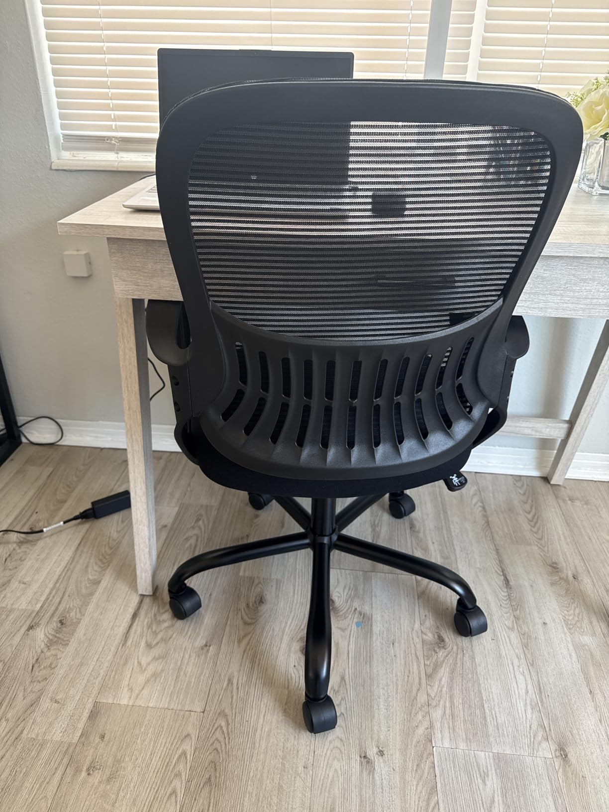 Sweetcrispy Home Office Managerial Executive Chair, Ergonomic Design, Mid-Back Mesh 360 Degree Swivel, Comfortable Lumbar Support customer photo 1