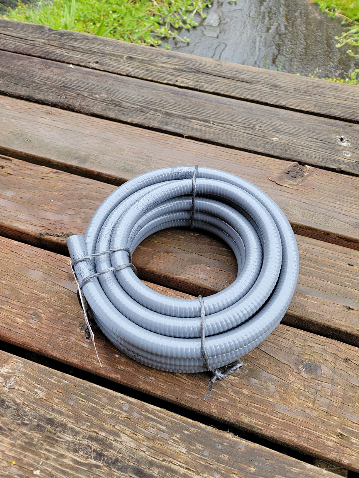 Woods 55094221 25-Feet Ultratite-Type NM 1/2-Inch Non-Metallic Liquid Tight Flexible Conduit; Gray customer photo 2
