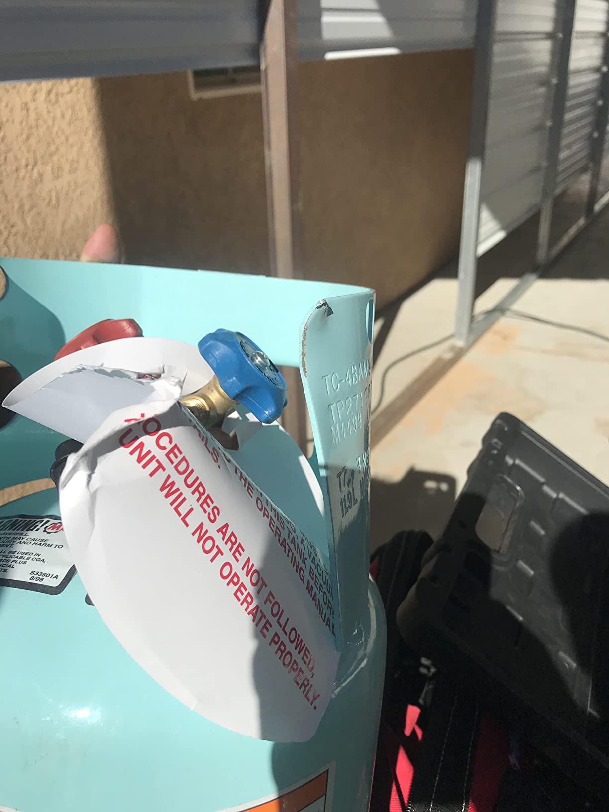 National Refrigerants 34102 Refrigerant Tank for R-134a, 30 lbs., Light Blue, Empty Tank Only customer photo 2