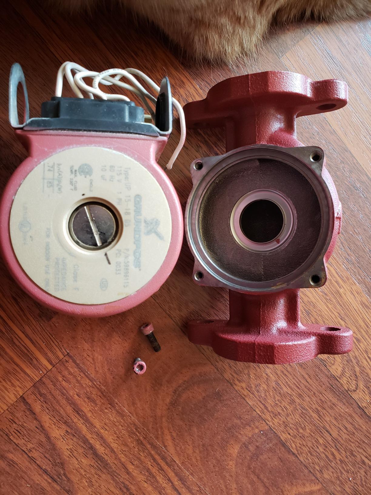 Grundfos UP15-42F SuperBrute Recirculating Pump 1/25 HP,115-Volt customer photo 2