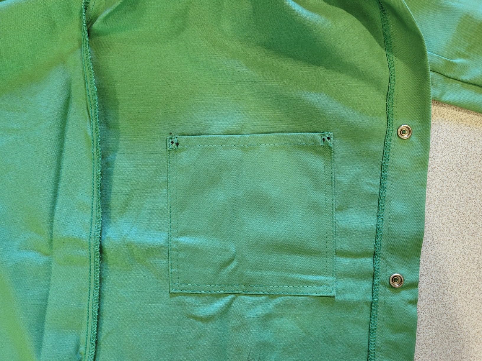 MAGID SparkGuard Flame Resistant Green Welding Jacket | 9 oz. Lightweight 100% Cotton Sateen | ASTM D6413 | 1830 customer photo 1