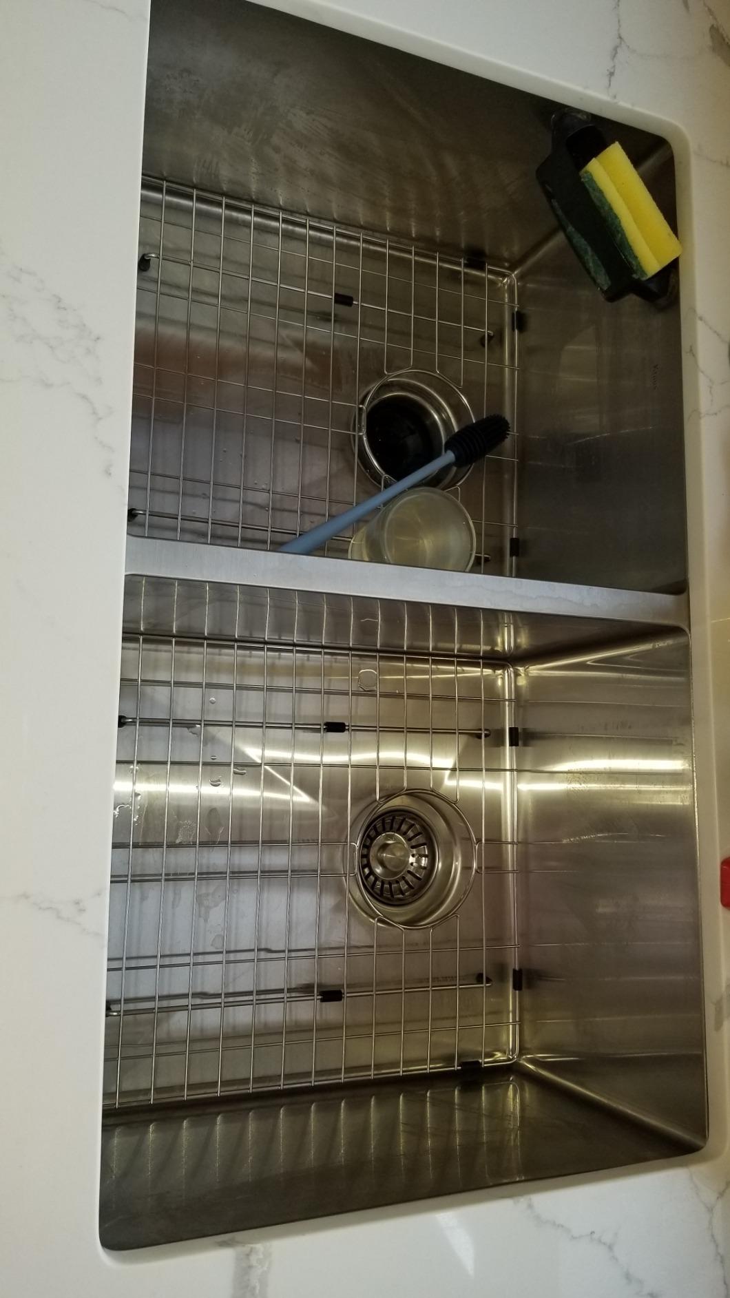 Kraus Standart Pro 33-inch Undermount 50/50 Double Bowl 16 Gauge Stainless Steel Kitchen Sink customer photo 2