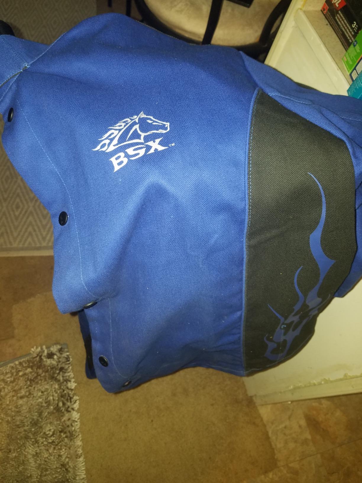 Black Stallion BSX 9 oz Contoured Flame-Resistant Cotton Welding Jacket, Welder's Collar, Dual Scribe Pockets, X-Large, Royal Blue customer photo 1