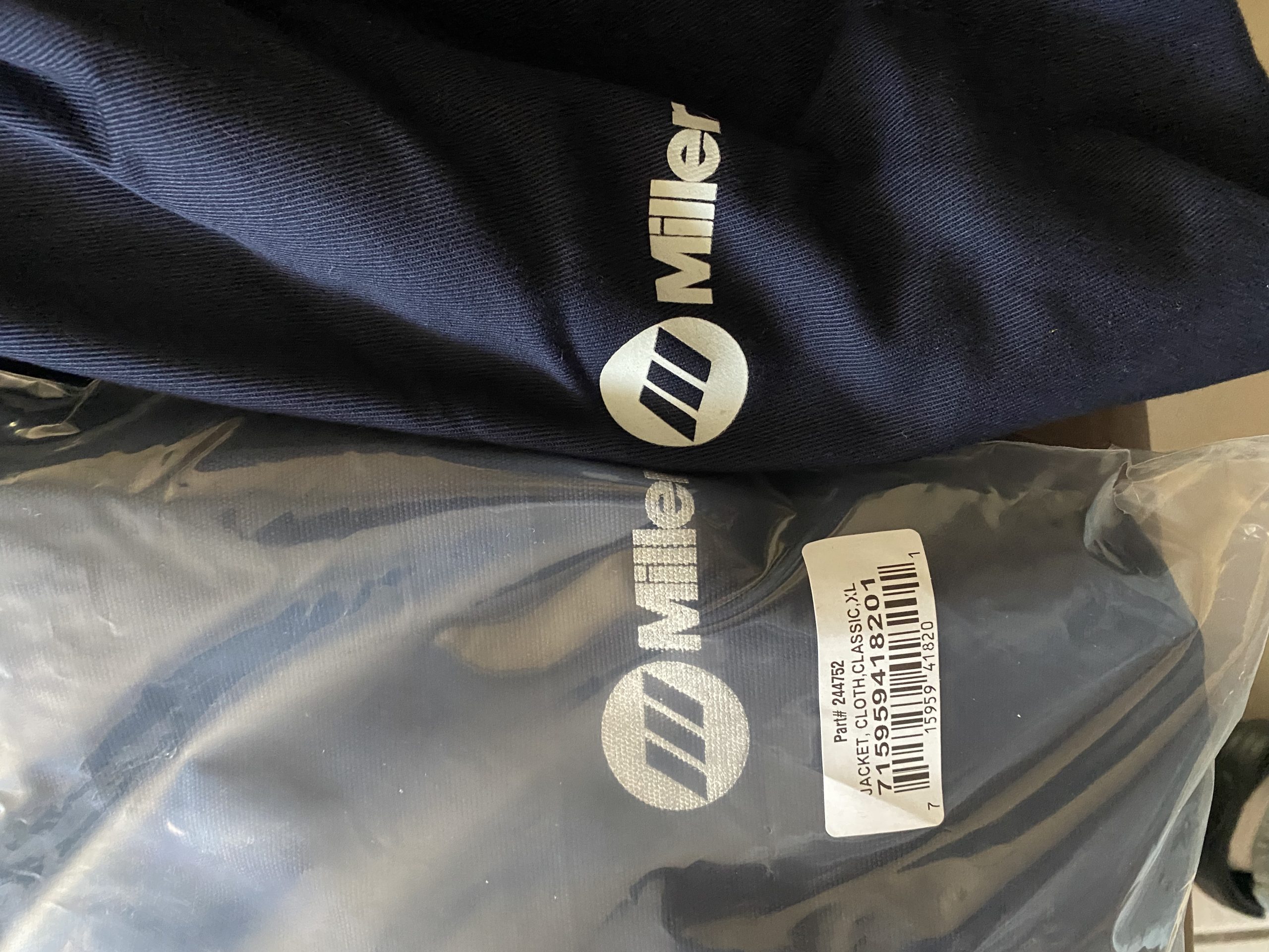 Miller Classic Cloth Jacket - 9oz Navy Cotton Welding Jacket XL - Flame Resistant Jackets customer photo 2