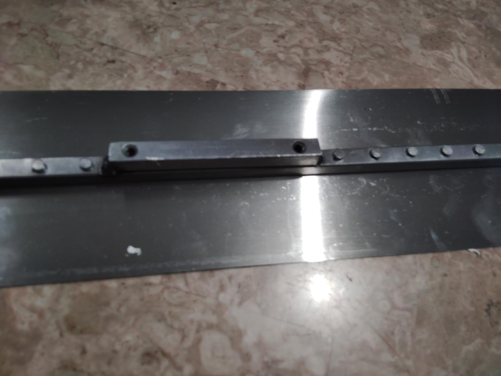 MARSHALLTOWN QLT Round End Fresno, 36 x 5 Inch, Rock-It 2.0 Multi-Mount, High Carbon Steel Blade, Fits Bull Float Brackets, FR36RBF9 customer photo 2