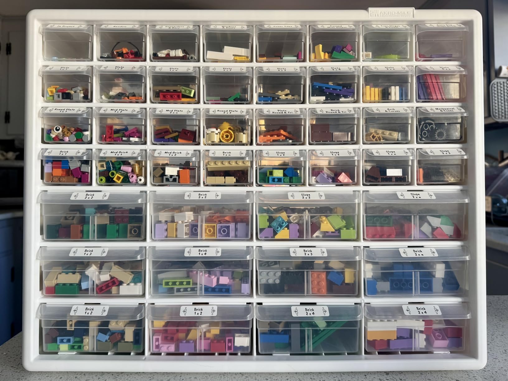 Akro-Mils 44-Drawer Plastic Drawer Storage Cabinet for Garage Organization, Bead Organizer, Building Bricks Storage, Teacher Toolbox, Makeup Organizer, 20