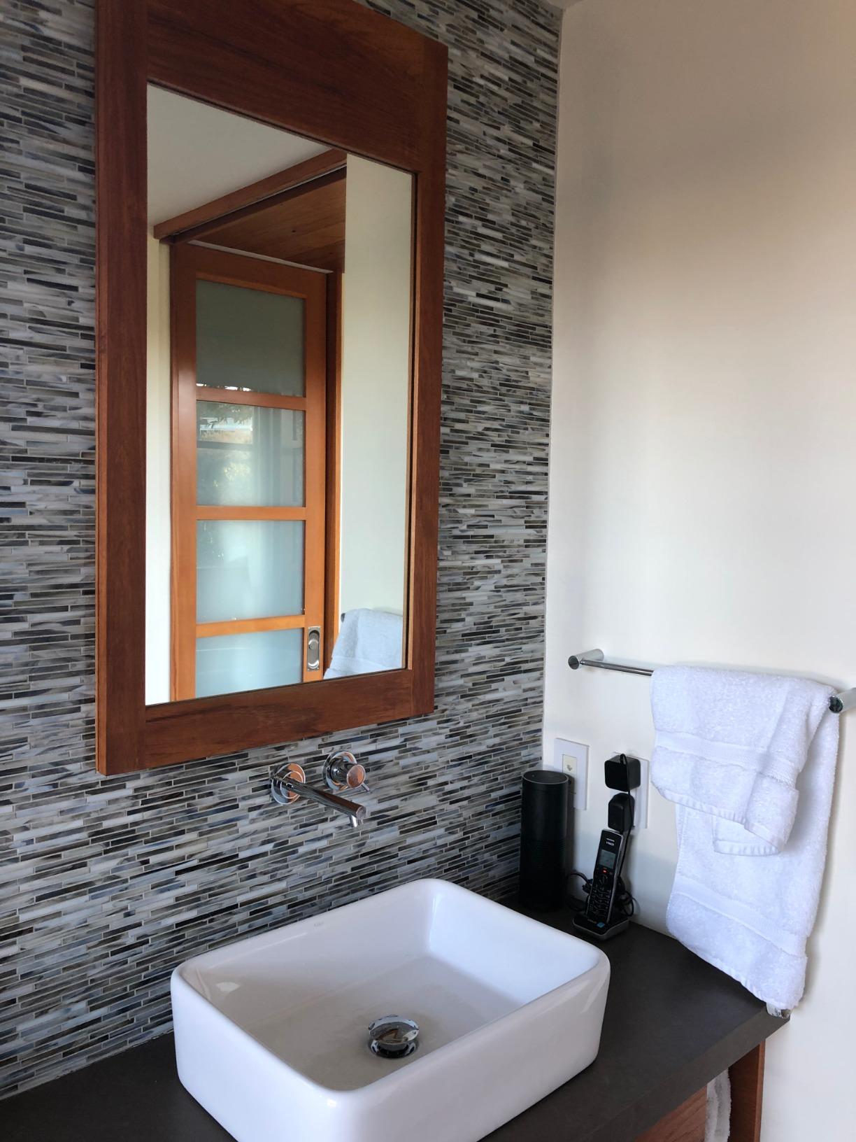 KRAUS Elavo Modern Rectangular Vessel White Porcelain Ceramic Bathroom Sink, 19 inch KCV-121 customer photo 1