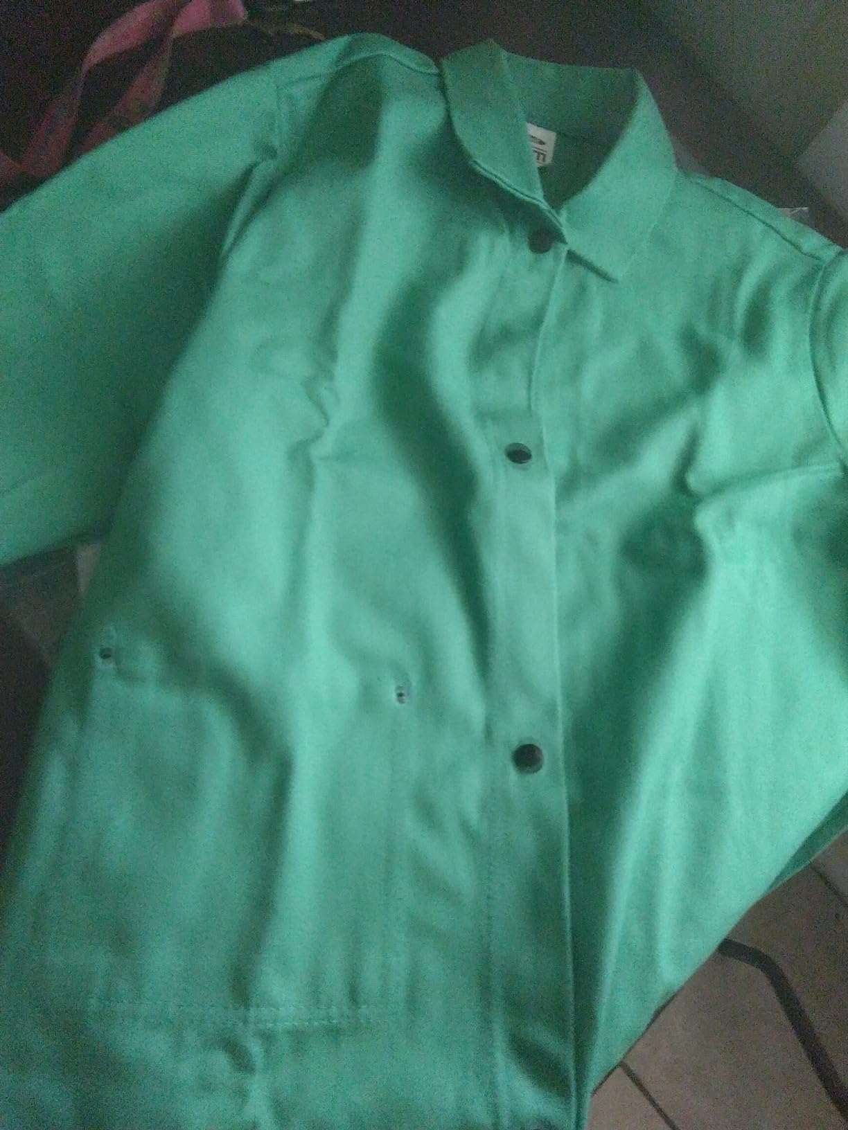 MAGID SparkGuard Flame Resistant Green Welding Jacket | 12 oz. Heavyweight 100% Cotton Sateen | ASTM D6413 | 2830 customer photo 1