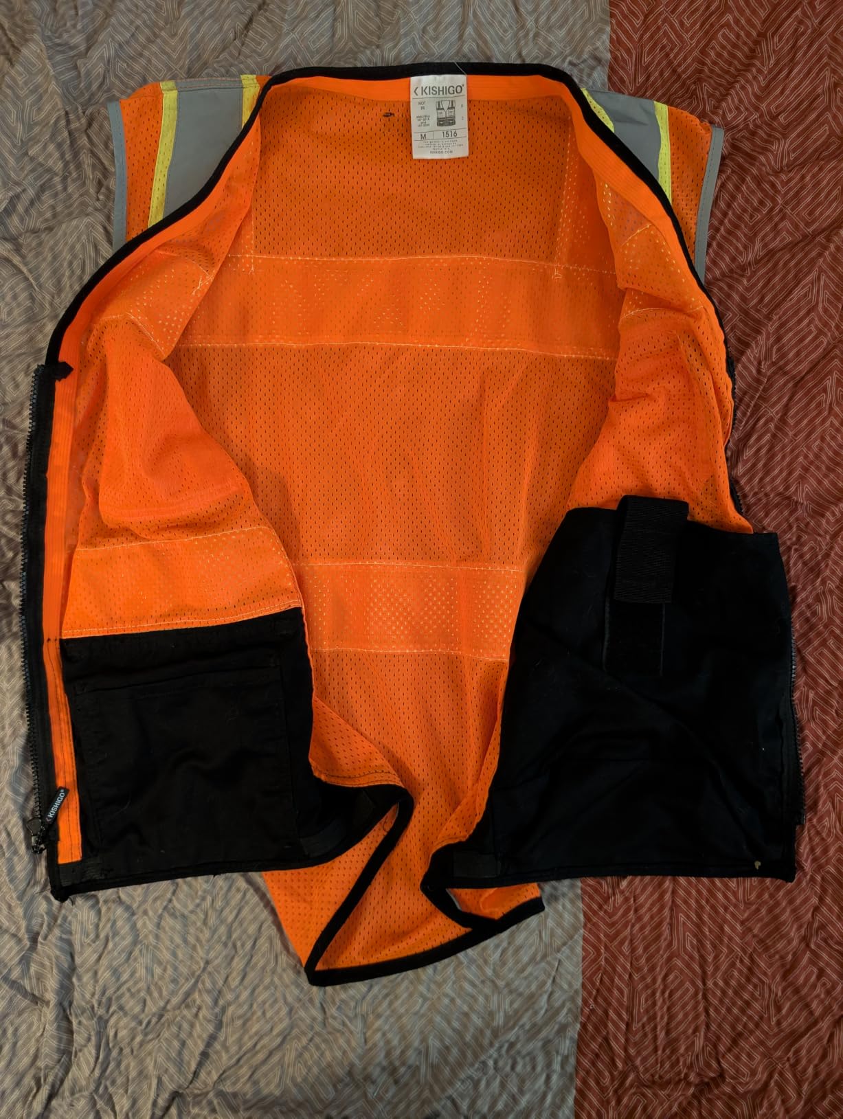 Kishigo Unisex High Visibility Reflective Premium Black Series Black Bottom Vest 1515, Zipper Closure, Polyester, ANSI 107 Type R/Class 2, Construction, Utility, Waste Management (Lime, M) customer photo 2