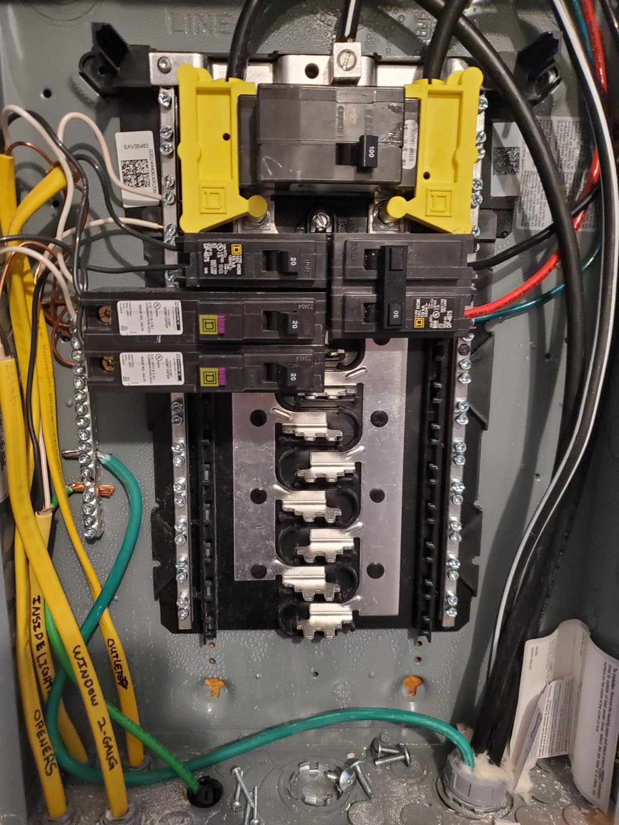 Square D - HOM120PDFC Homeline Plug-On Neutral 20 Amp Single-Pole Dual Function (CAFCI and GFCI) Circuit Breaker customer photo 1