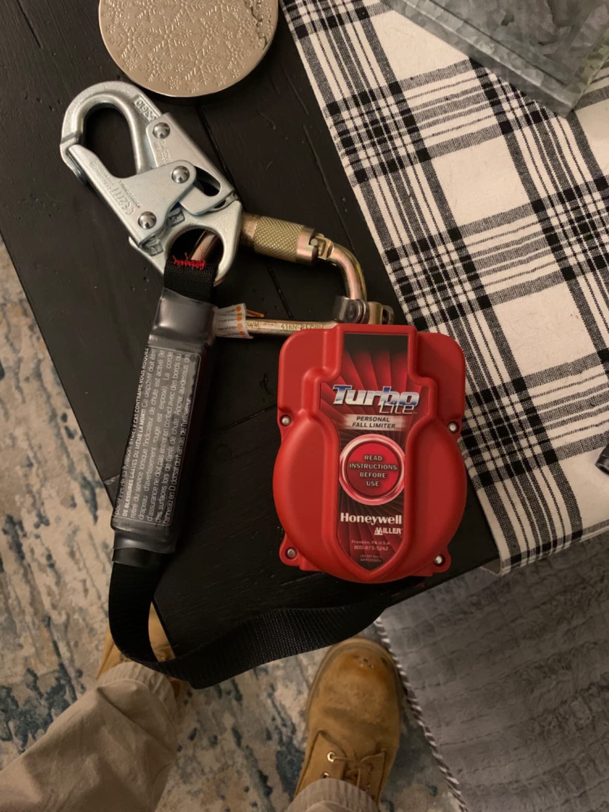 Honeywell Miller by TurboLite 9-Foot Personal Fall Limiter with Unit End Steel Carabiner & Lanyard End Steel Locking Snap Hook (MFL-1-Z7/9FT) customer photo 2