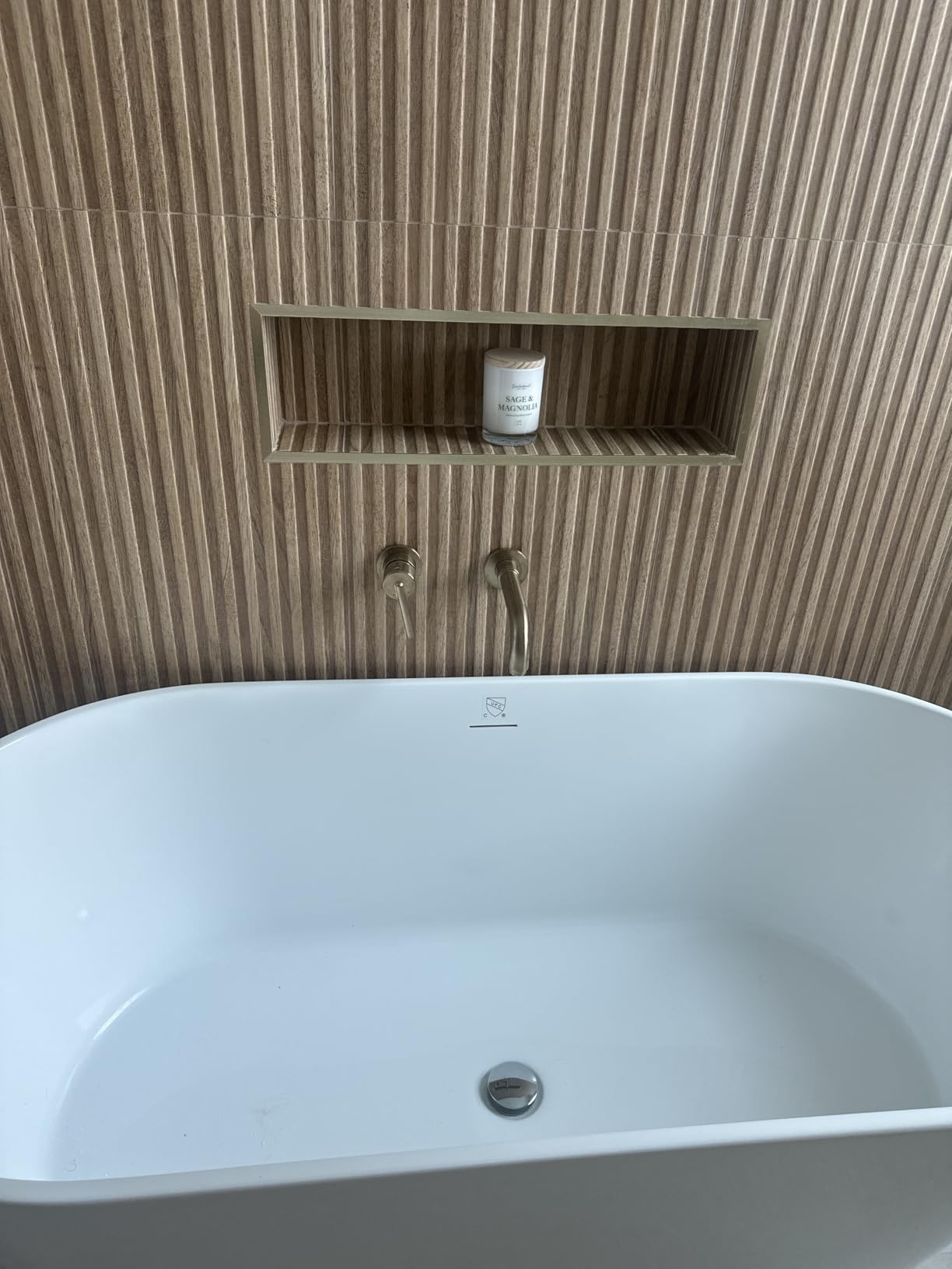 Delta Trinsic Wall Mount Bathroom Faucet 2 Hole, Brushed Gold (Champagne Bronze) Bathroom Sink Faucet for Vanity, T3559LF-CZWL customer photo 1
