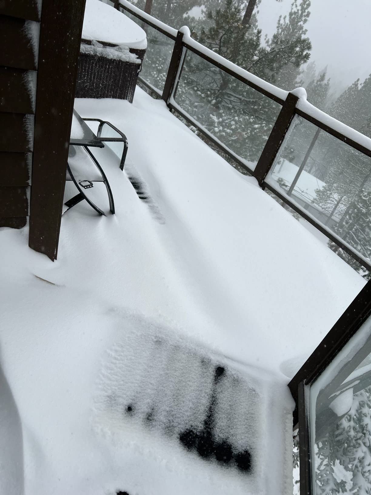 Roof Valley Ice Dam Heater Mat, Snow Melting Deicing System, 5 ft x 13 in | Melts Up to 2 in. Snow per Hour, Helps Reduce Ice Dams and Roof Leaks, Made in USA, UL Listed Components, Hardware Included customer photo 2