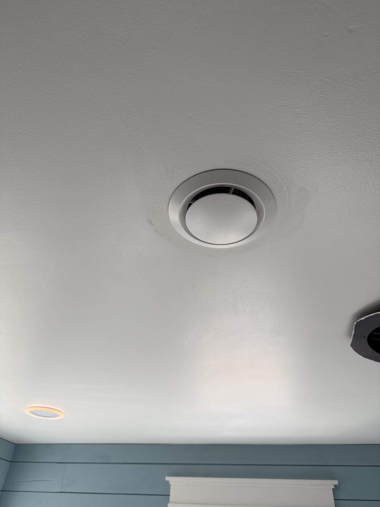 HG Power 6 Inch Soffit Vent, Adjustable Air Vent Cover, ABS Round Ceiling Vent Covers for Living Room, Attic, Bathroom, Kitchen, Ventilation Use, White - Opening Size 5.66