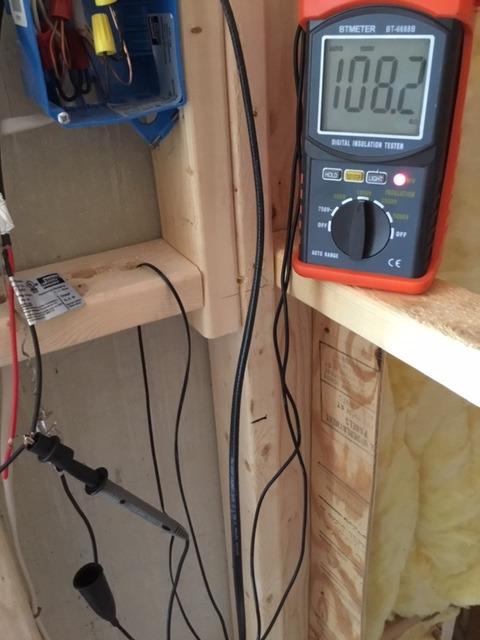 BT-6688B Megohmmeter 200 Gig Ohm Digital Insulation Resistance Tester, 500V/1kV/2.5kV/5kV Test Voltage, Auto Ranging, Backlight Display customer photo 1