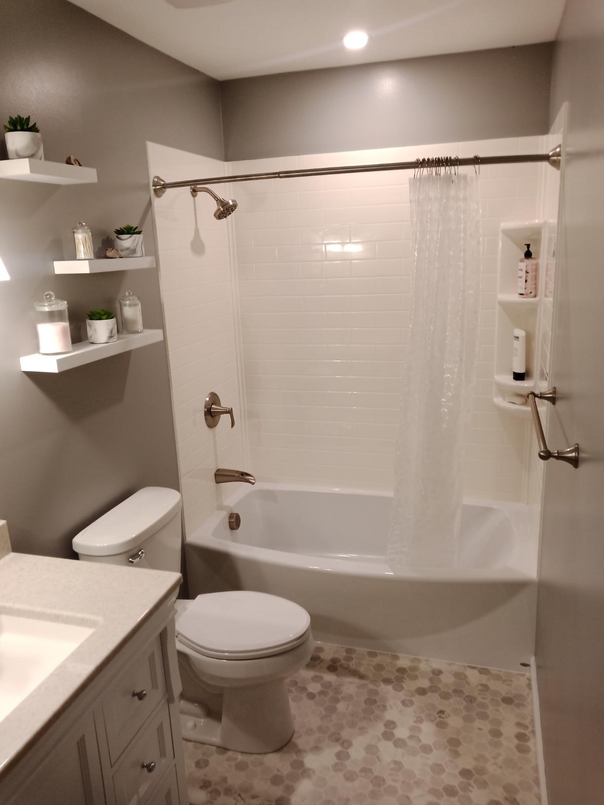 Pfister 8P8-WS2-JDSGS Jaida 1-Handle Tub & Shower Faucet with Adjustable Spray Width In Spot Defense Brushed Nickel customer photo 1