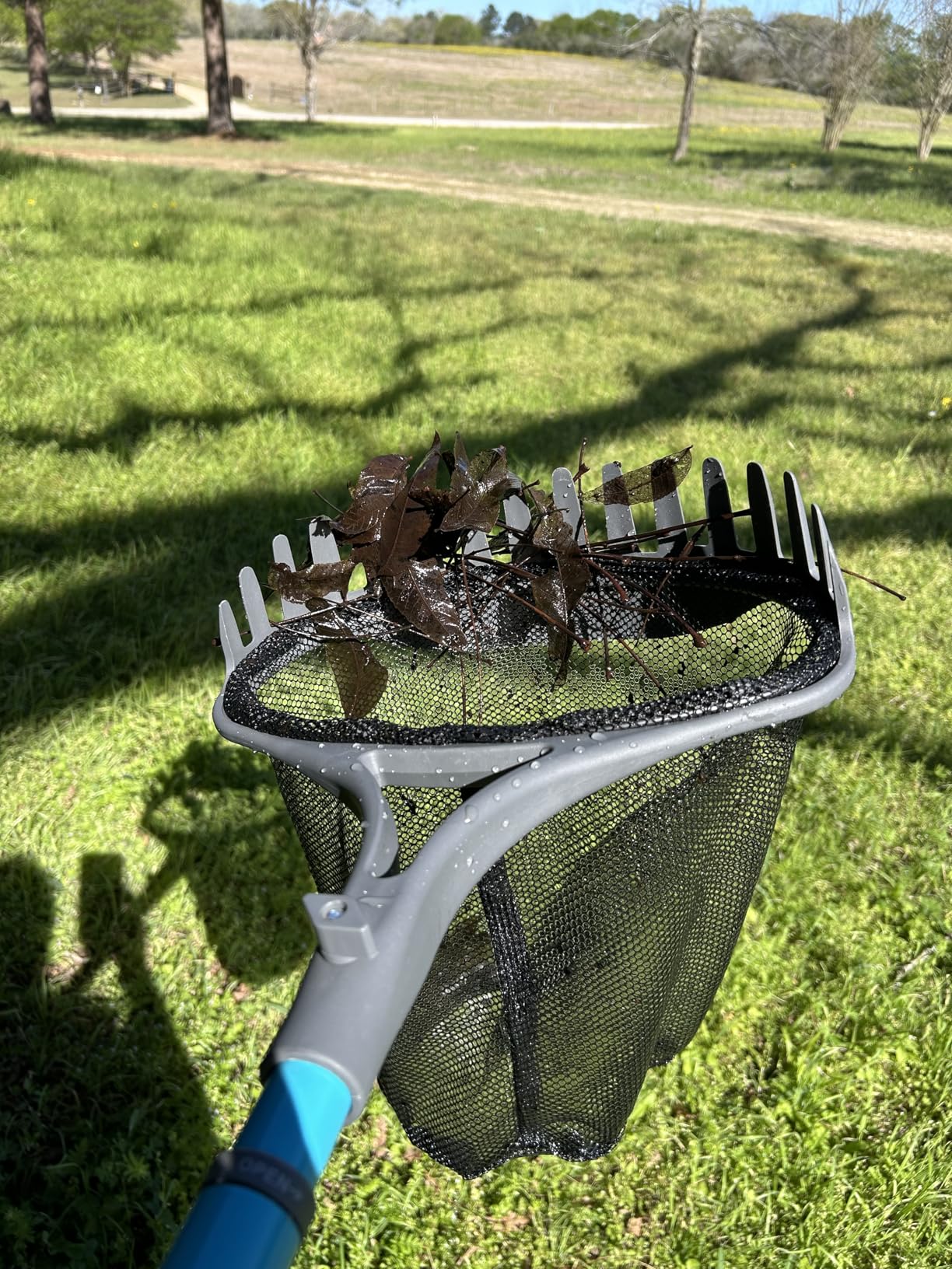 Aquascape Pond Shark Net, Skimming, Maintenance and Water Garden Tool, Extends 60-inch | 74004 customer photo 1
