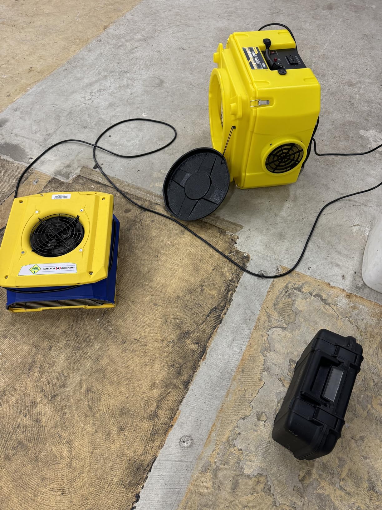 ALORAIR Air Scrubber with 3 Stage Filtration, Stackable Negative Air Machine for Industrial and Commercial Use, Heavy Duty Air Cleaner with MERV-10 Filter, HEPA/Activated carbon Filter, Yellow customer photo 1