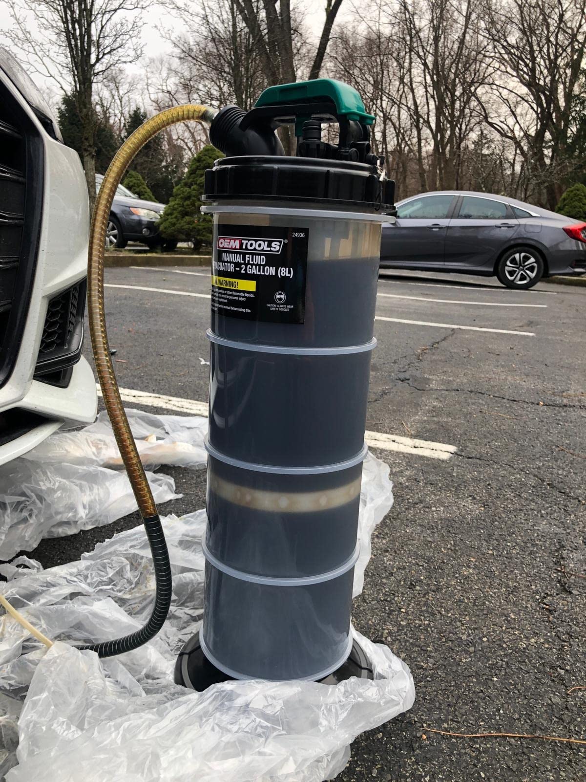 OEMTOOLS Manual Fluid Extractor Pump, 8L Oil Extractor Pump, 5ft Hose customer photo 2