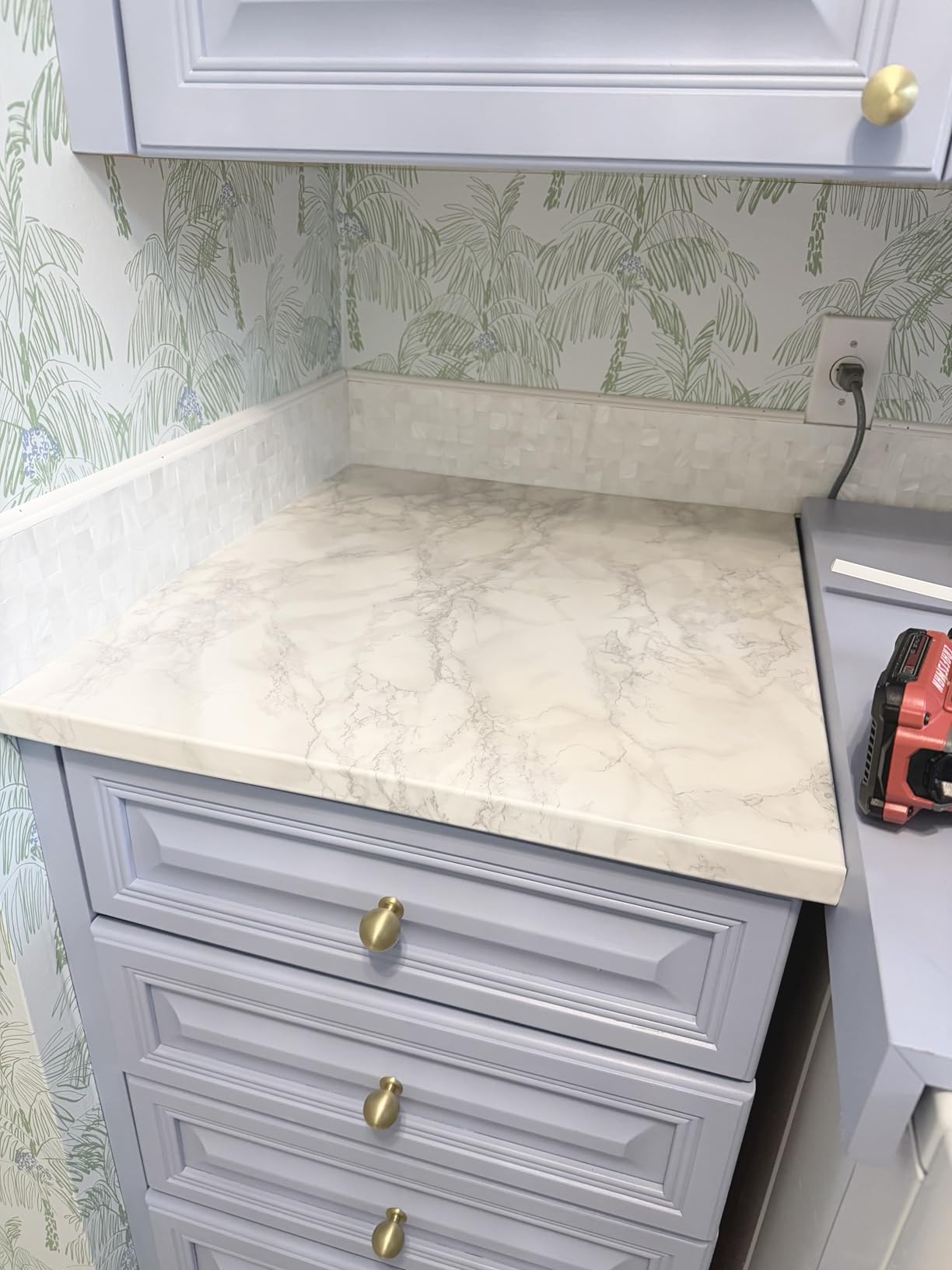 KASARO Peel Stick Mother of Pearl Shell Backsplash Tiles, 10 Sheets Natural | Waterproof Self-Adhesive Mosaic Tiles with 10 sq ft Coverage for Kitchen Backsplash, Bathroom Walls customer photo 2