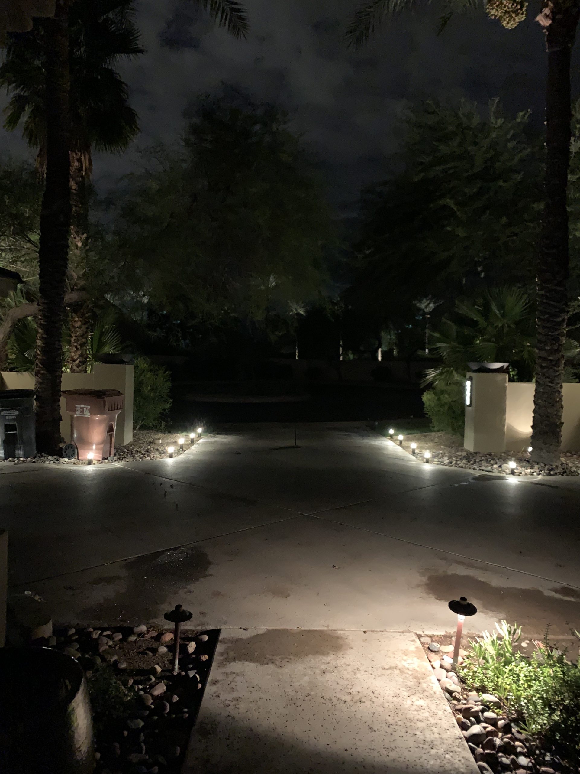 hykolity Low Voltage Landscape Lights, LED Outdoor Bollard Pathway Lights | Aluminum Construction, Waterproof Round Landscape Path Lights, 3W 120LM 12V-15V, Wired Walkway Light for Yard Lawn, 6 Pack customer photo 1