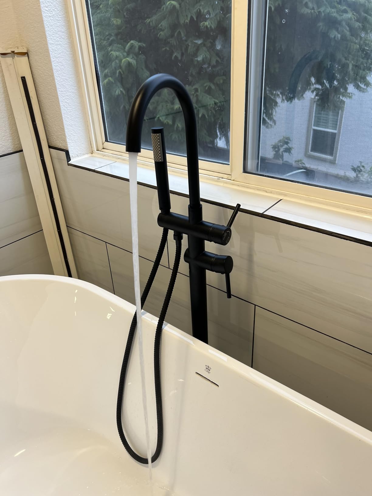 Aolemi Freestanding Bathtub Faucet Tub Filler Stand Alone Matte Black | Handheld Spray, Swivel High-Arc Spout, High Flow Tub Filler, SUS304, Bathroom Free Standing Shower Faucets for Soaking Bathtub customer photo 2