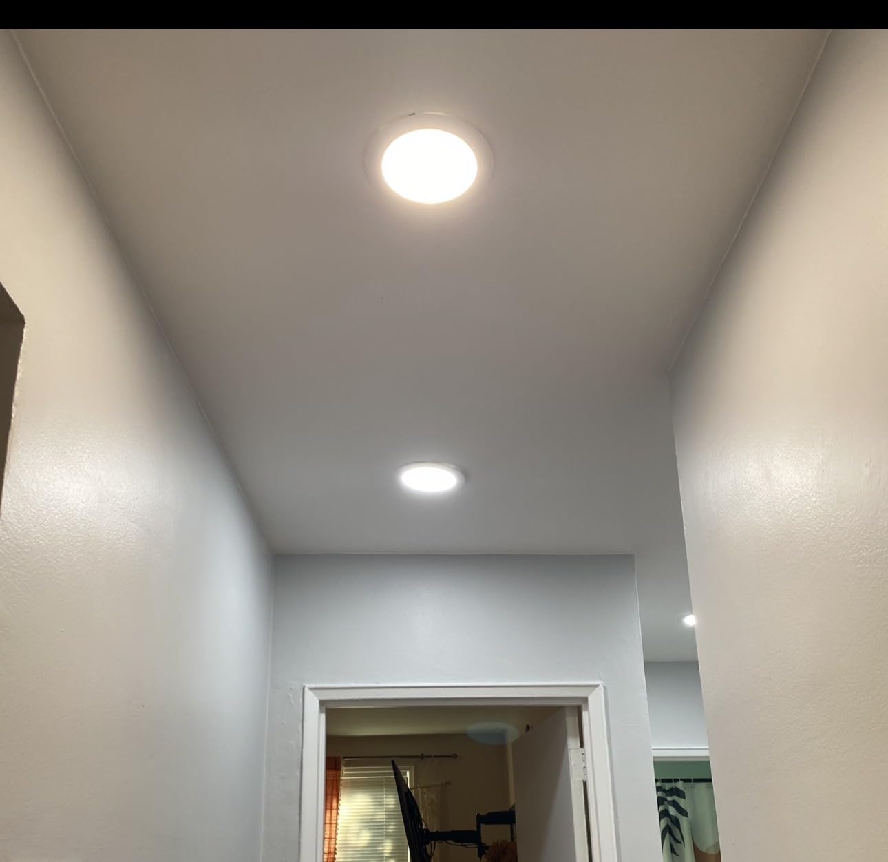 12 Pack, 6 Inch Ultra-Thin LED Recessed Lighting, CCT 2700K/3000K/3500K/4000K/5000K Selectable, 1050LM 15W, Dimmable, IC Rated, Wet Rated, Canless Can Light for Ceiling with Junction Box, White customer photo 1