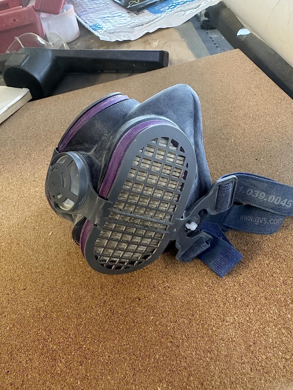 GVS ELIPSE Elastomeric Half Mask Respirator with Source Control with Replaceable and Reusable Filters Included, size S/M customer photo 1