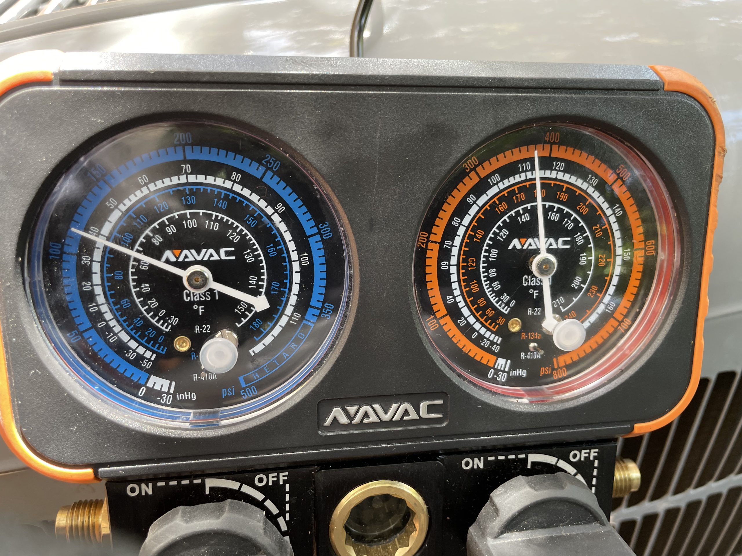 NAVAC N2A4 Manifold Gauge - Class 1.0 Accuracy, Impact-Resistant Analog Manifold customer photo 1