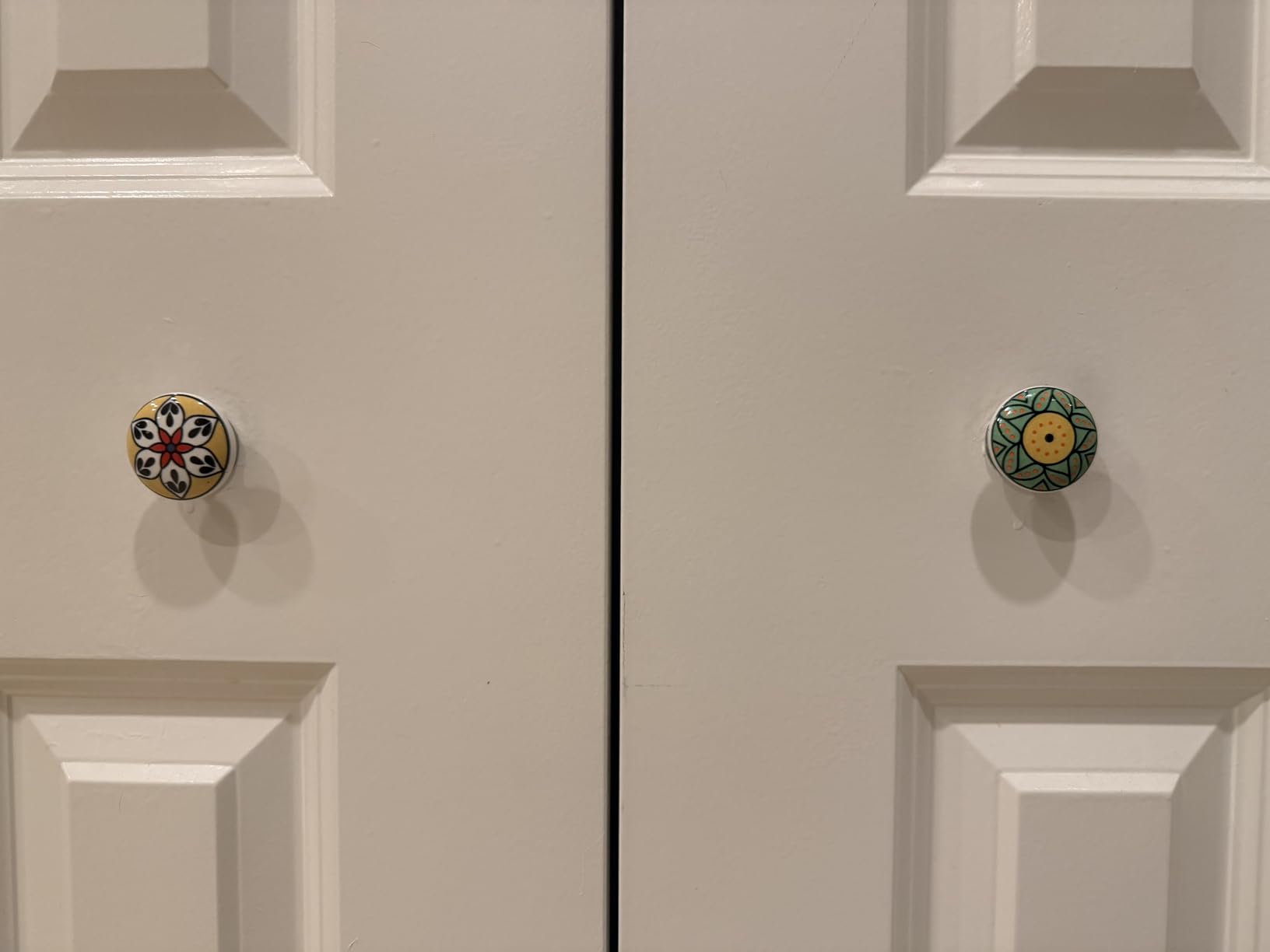 Royal Kraft Vintage Multicolor Printed Ceramic Pull Knobs for Kitchen Cabinet, Door & Drawer, Wardrobe, Cupboard (Set of 10) Sknob001 customer photo 1