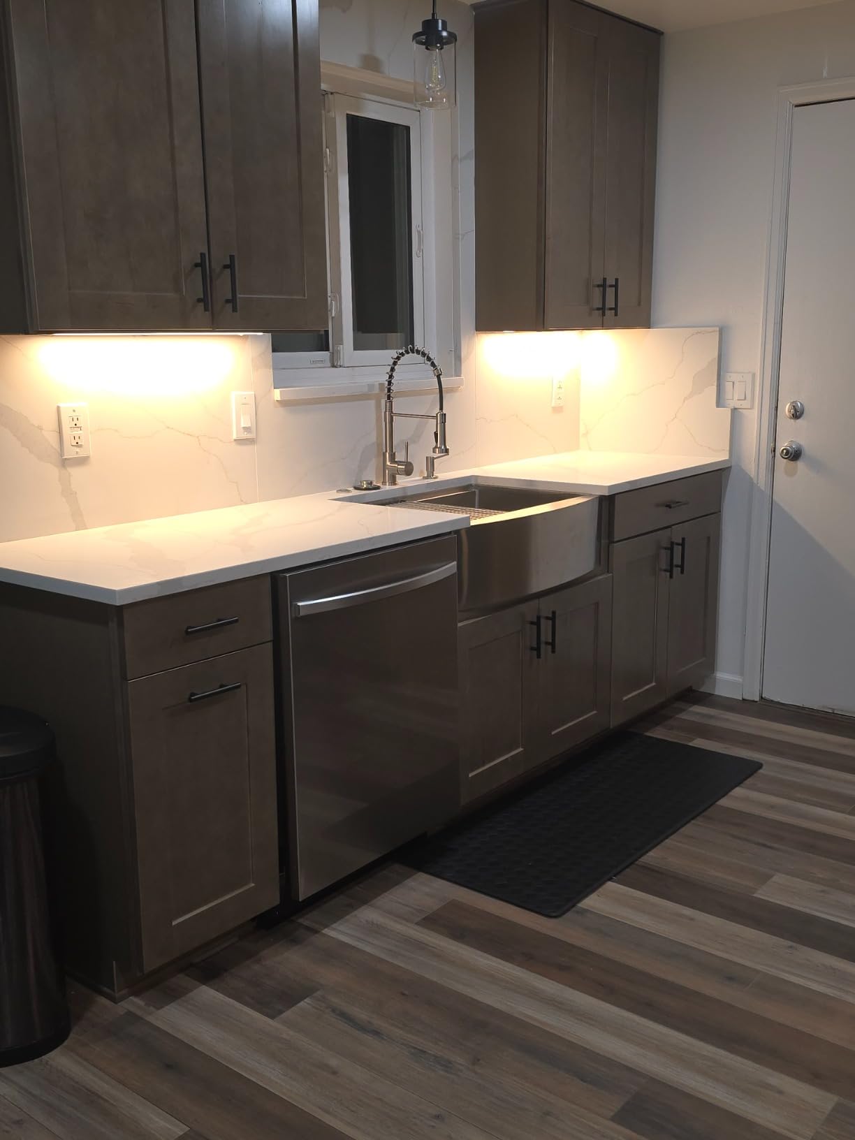 33 Inch Farmhouse Sink - Loftus Apron Front Kitchen Sink 16 Gauge Stainless Steel Workstation Ledge Deep Single Bowl Farm Sink with Accessories customer photo 1