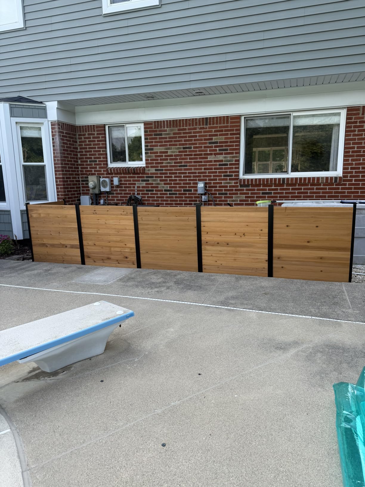 Enclo Charleston Privacy Screen, Cedar Wood, DIY No Dig Screen Kit | 3.5ftH x 3ftW, 2 Panels, AC Unit Slatted Fence, EC18009 customer photo 1