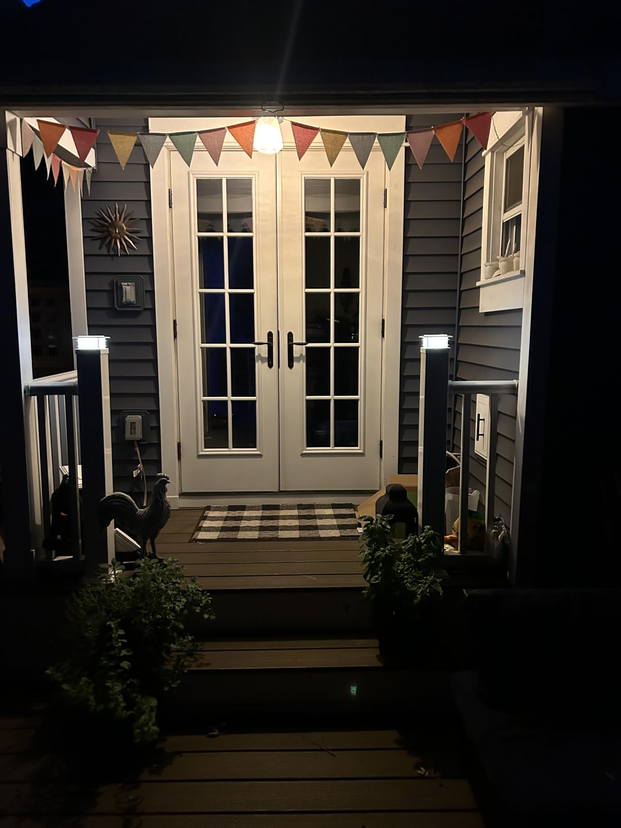 Dynaming 4x4 Solar Post Cap Lights Outdoor with 2 Color Modes, 6 Pack Upgrade Fence Post Solar Lights Black Shell for 4x4 Vinyl/Wooden Posts customer photo 2