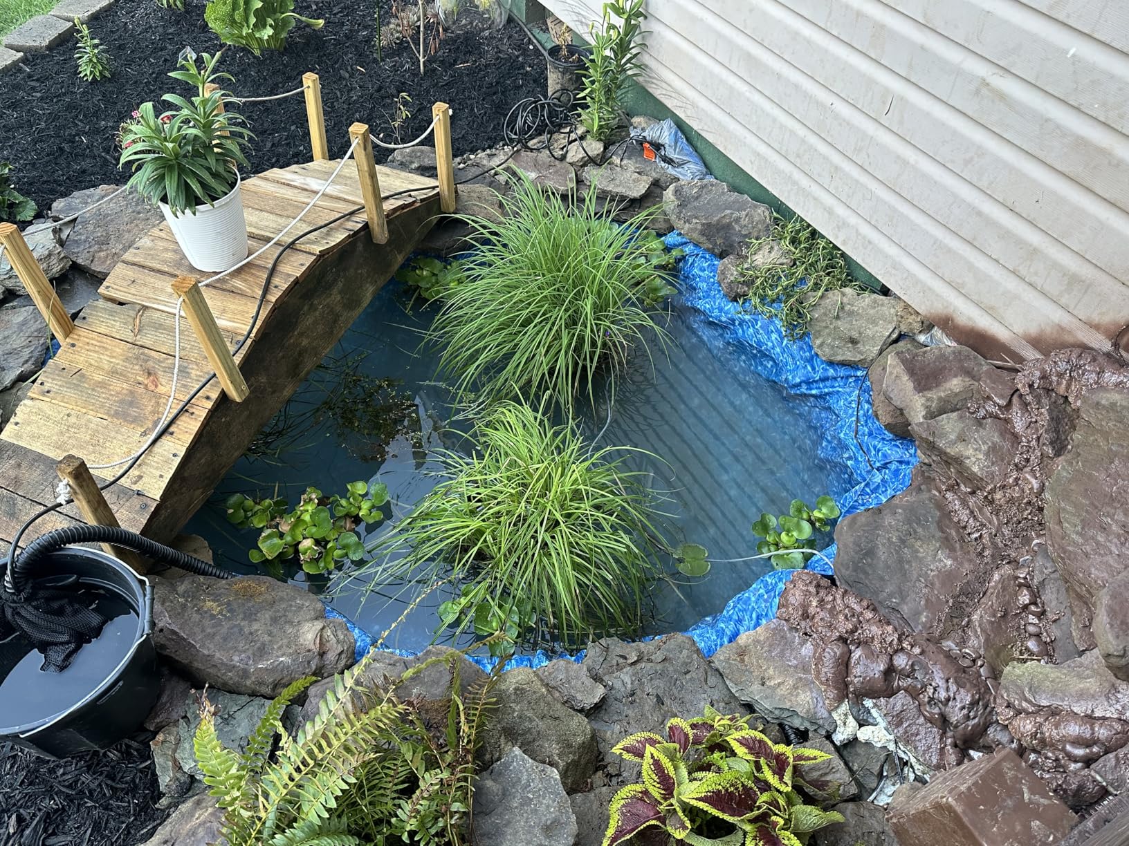 OYO WATER 1800 GPH 100W IPX8 Submersible Small Pond Waterfall Pump, 32.8FT long power cord, smart quiet fountain pump for Koi fish, garden yard patio duck outdoor, with barrier filter bag customer photo 2