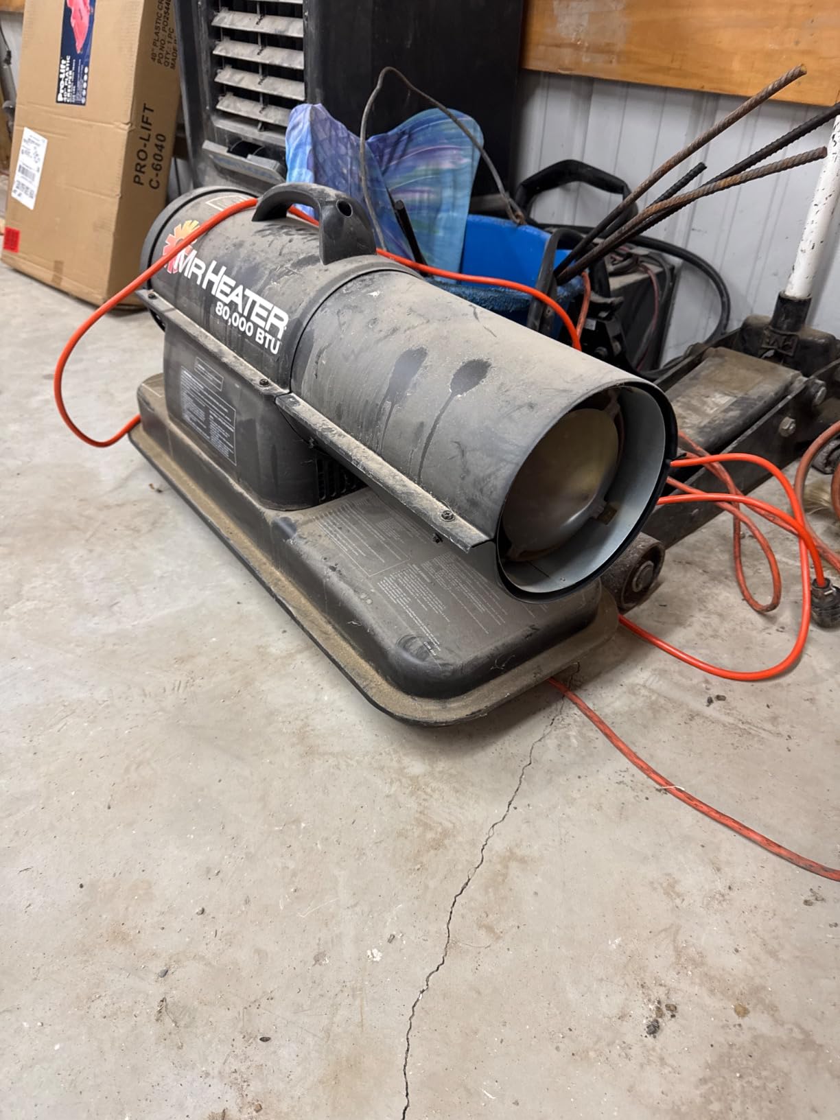 Mr. Heater 80,000 BTU Forced Air Kerosene Heater customer photo 2