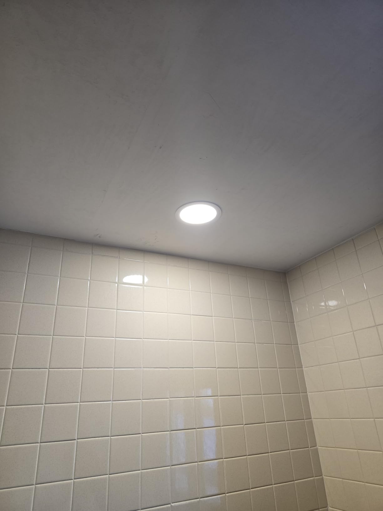 Amico 6 Pack 4 Inch 5CCT Ultra-Thin LED Recessed Ceiling Light with Junction Box, 2700K/3000K/3500K/4000K/5000K Selectable, 11W Eqv 70W 800LM Brightness Dimmable Canless Wafer Downlight, ETL & FCC customer photo 1