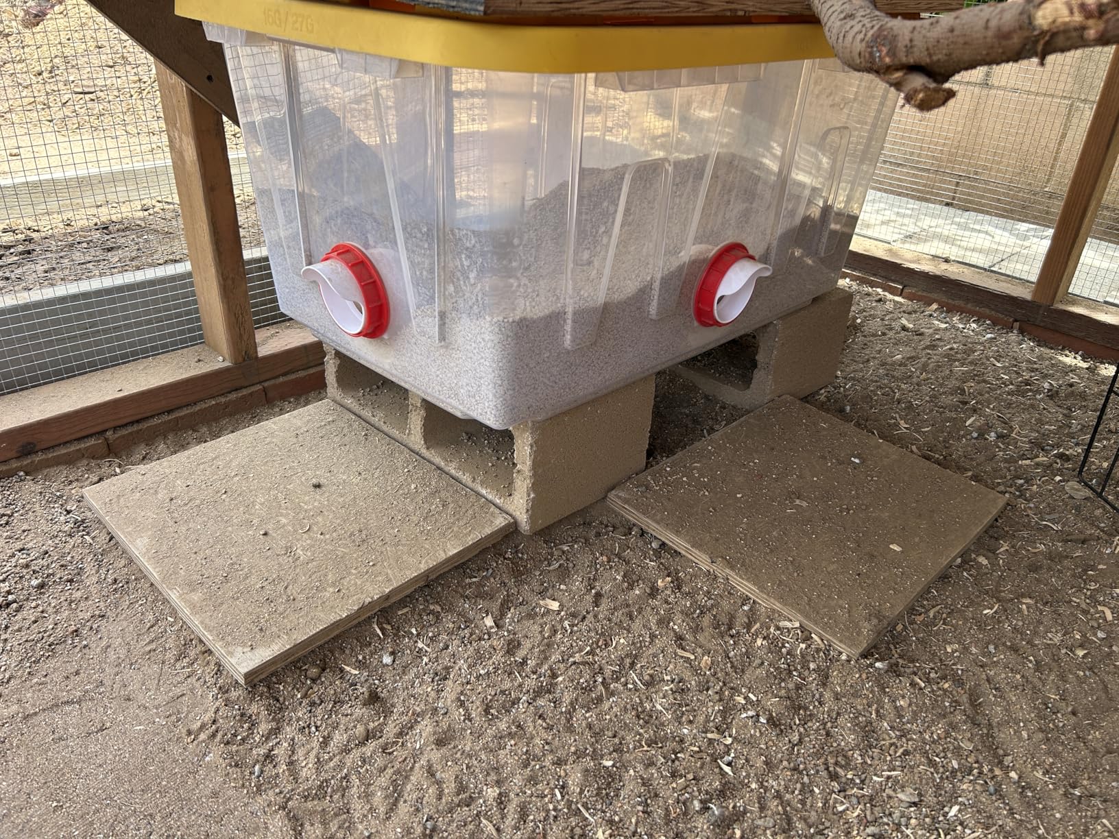 Chicken Feeders No Waste, DIY Automatic Poultry Feeder - 6 Ports Red | Buckets Barrels Bins Troughs‑mountable Design for common Breeds of Chicken Flock with Hole Saw customer photo 2