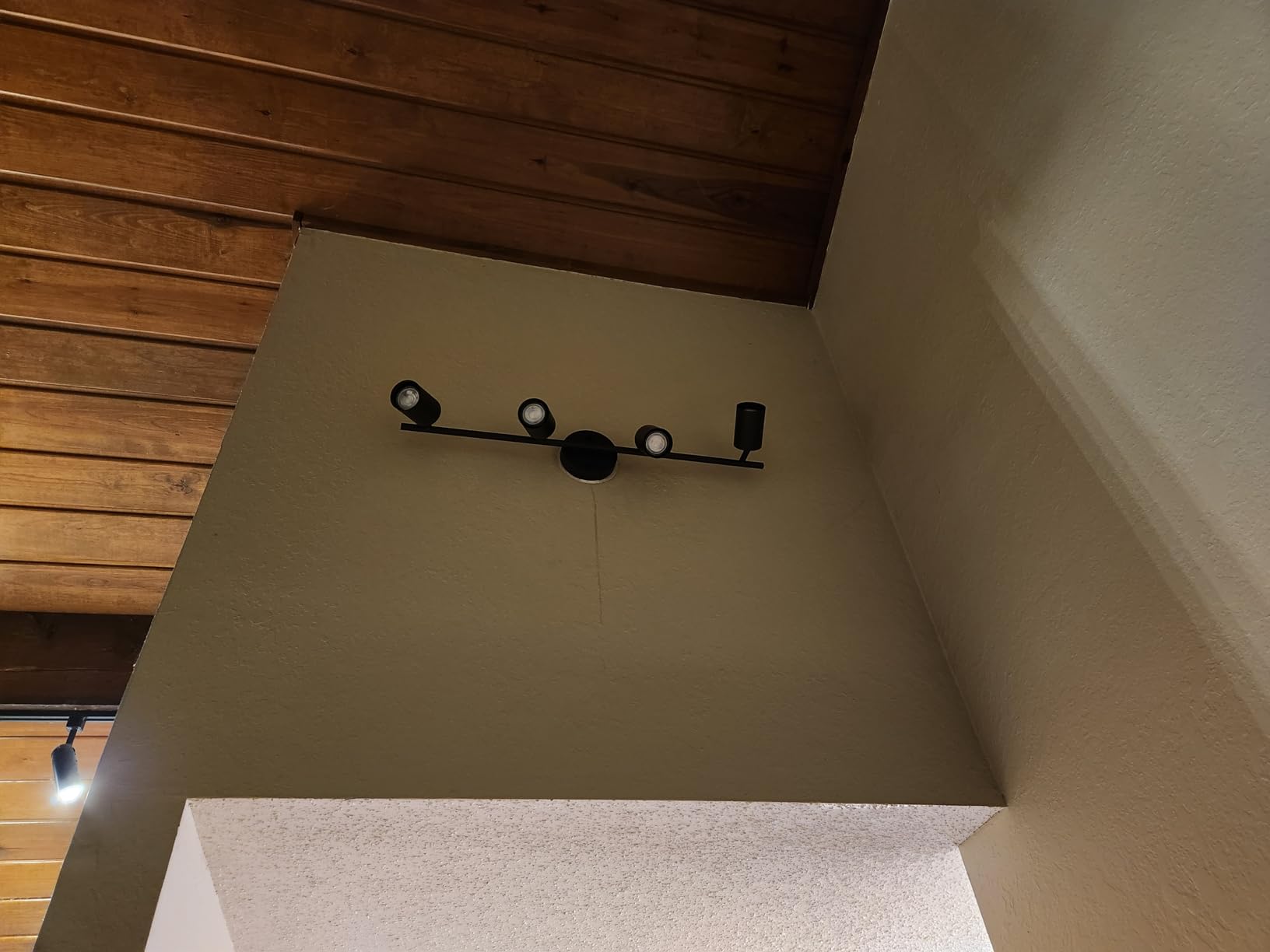 Globe Electric Pratt 4-Light Track Lighting, Brushed Nickel Finish, Bulb Not Included customer photo 2