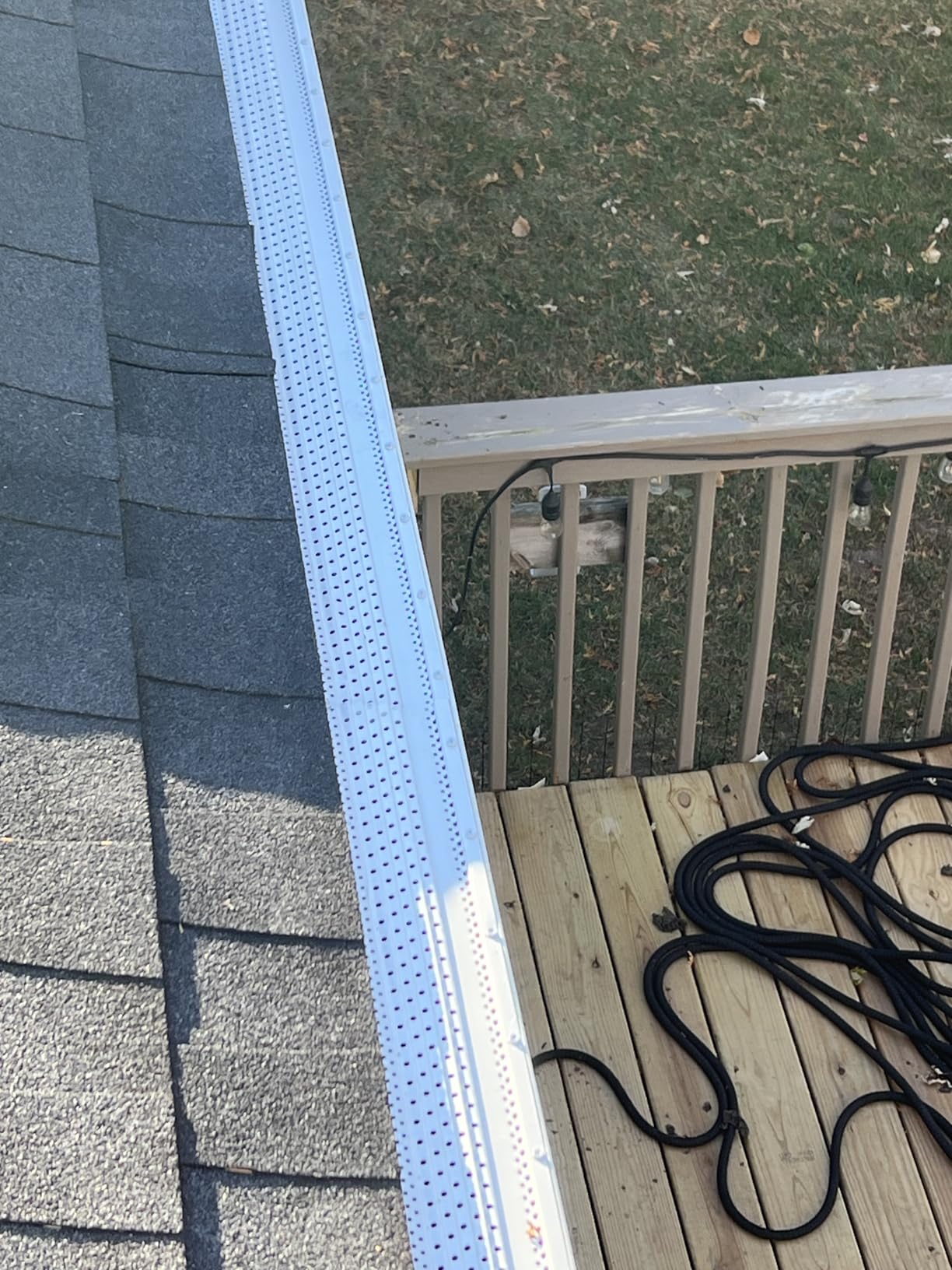 GUTTERHAWK GUTTER GUARD - 48 FT. (Nominal) Black All-Aluminum Gutter Guard Kit with Screws Included. Fits 5 in. Gutters. DIY Friendly. (5 in. x 47.625 in. Pieces) customer photo 1