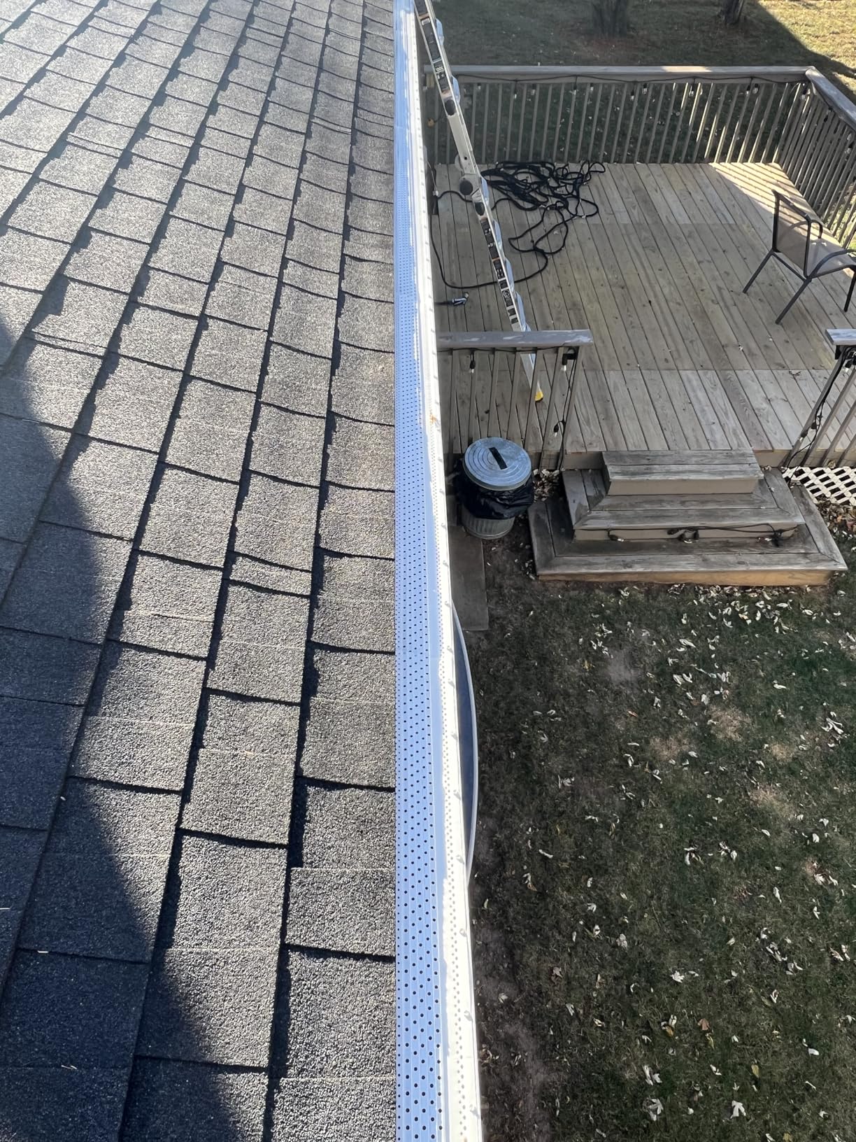 GUTTERHAWK GUTTER GUARD - 48 FT. (Nominal) Black All-Aluminum Gutter Guard Kit with Screws Included. Fits 5 in. Gutters. DIY Friendly. (5 in. x 47.625 in. Pieces) customer photo 2